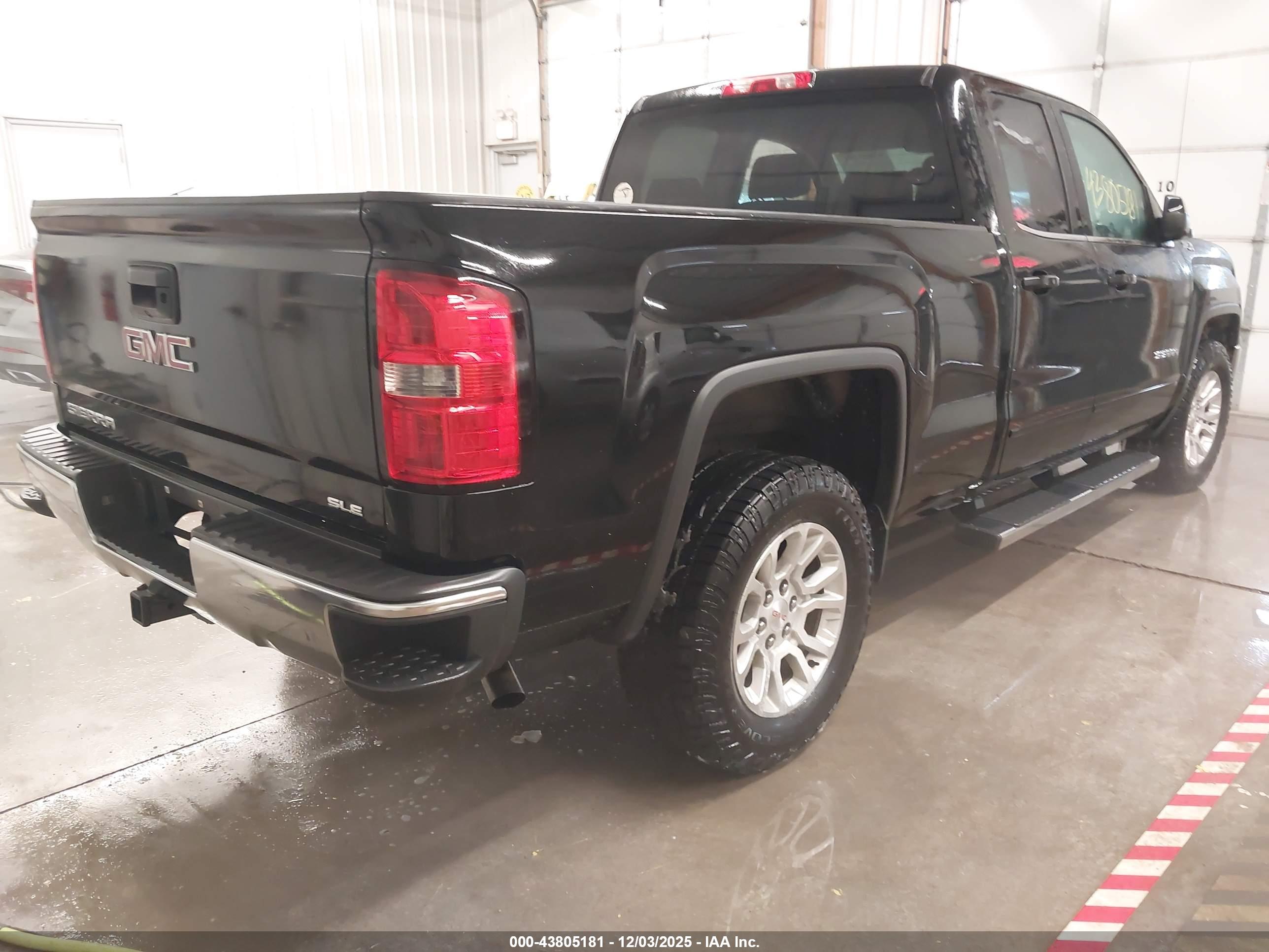 GMC SIERRA image 4
