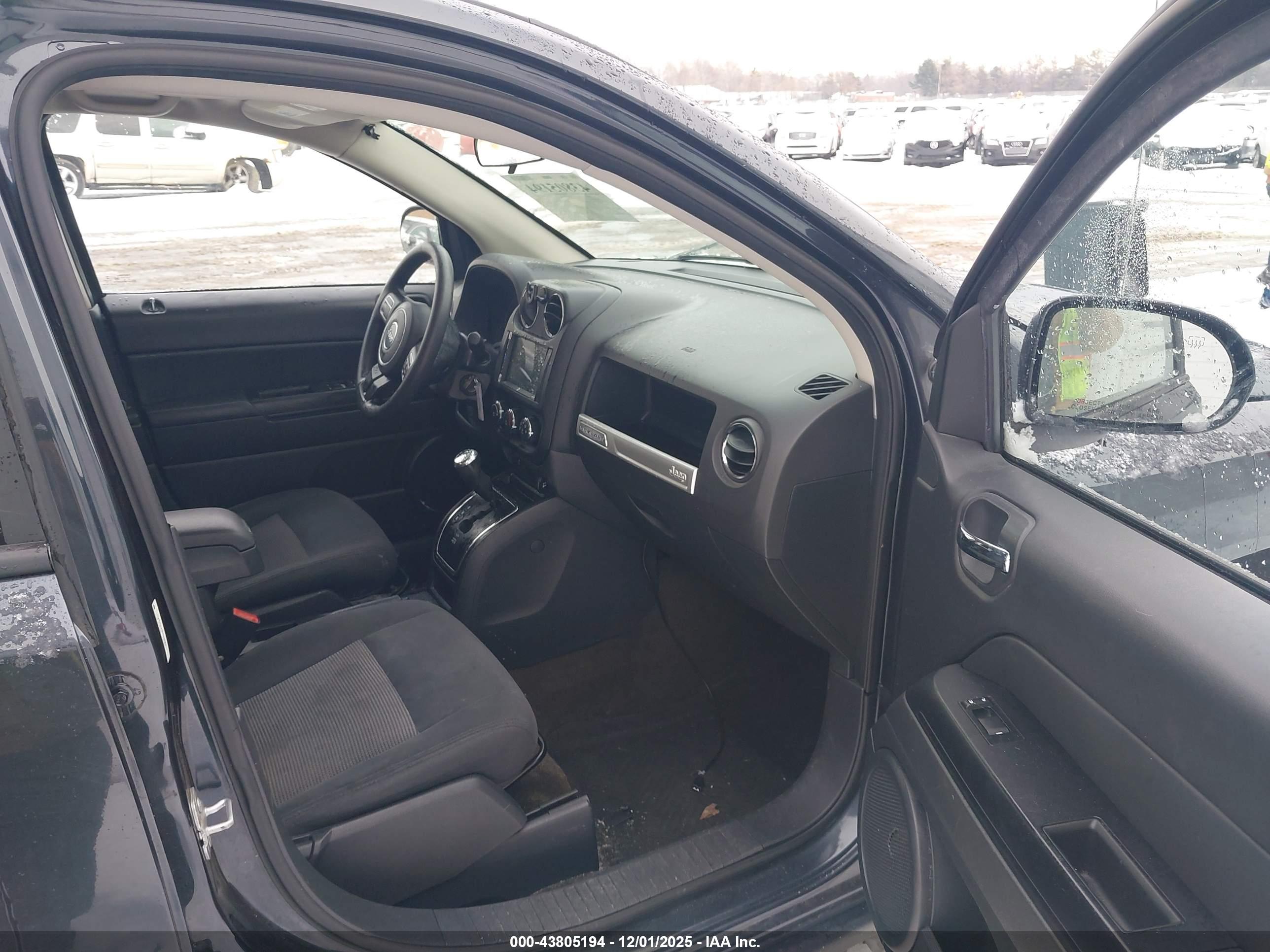 JEEP COMPASS image 5