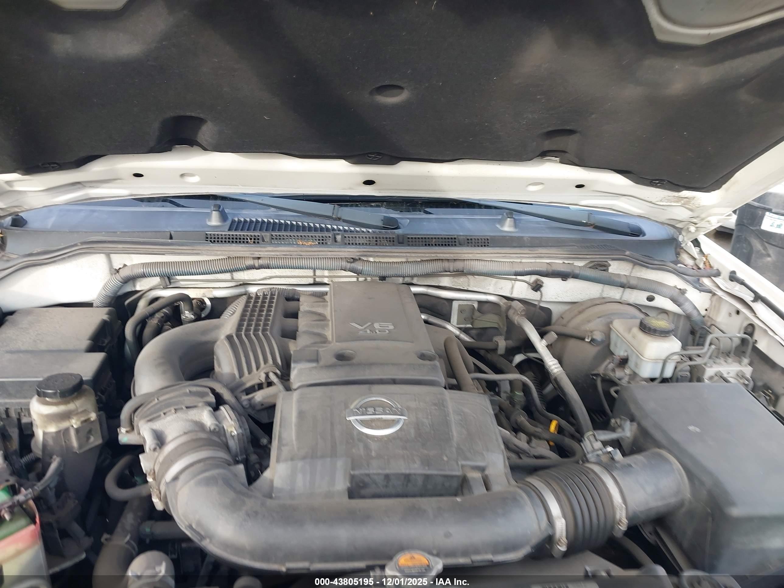 NISSAN FRONTIER image 10