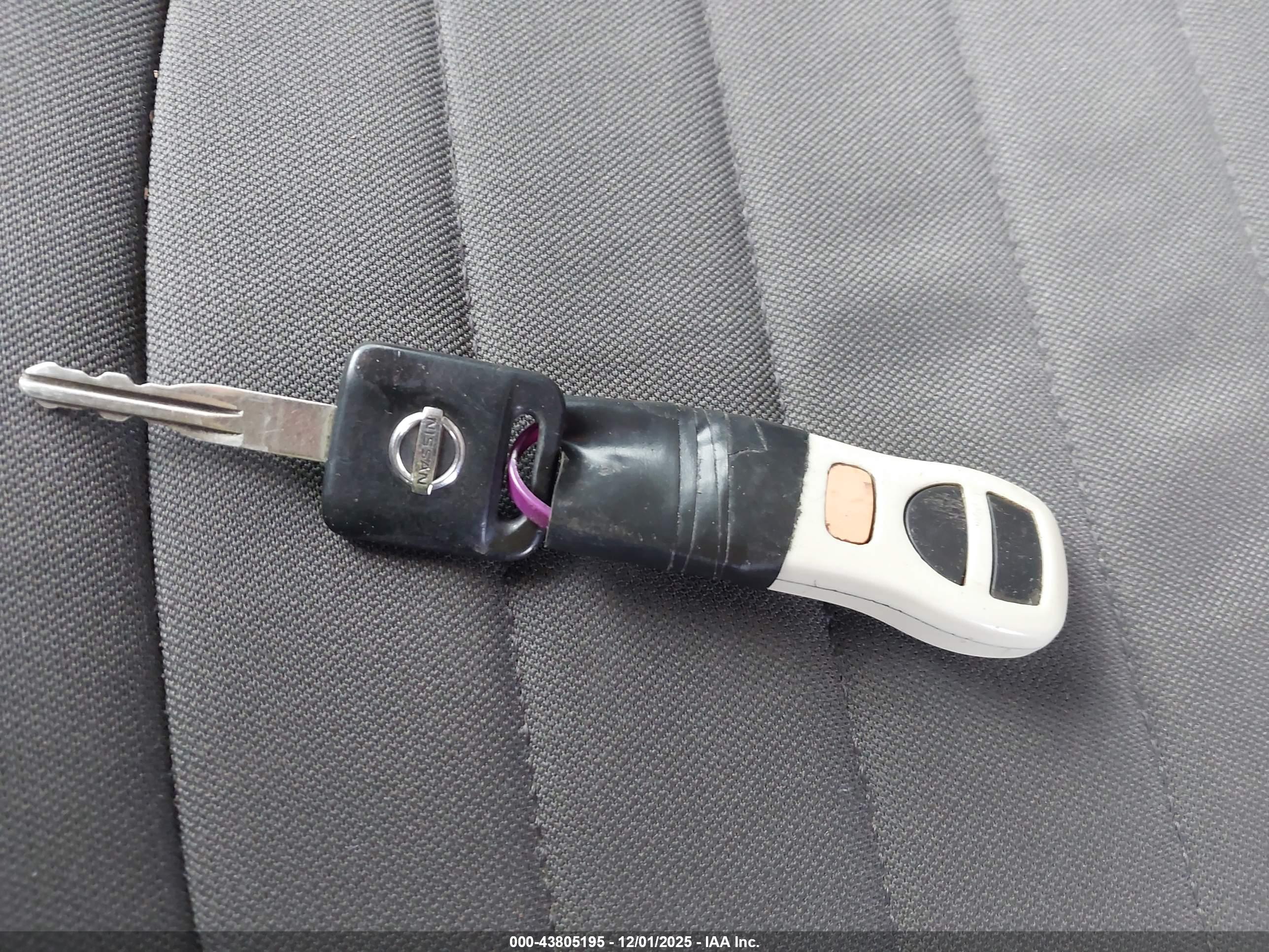 NISSAN FRONTIER image 11