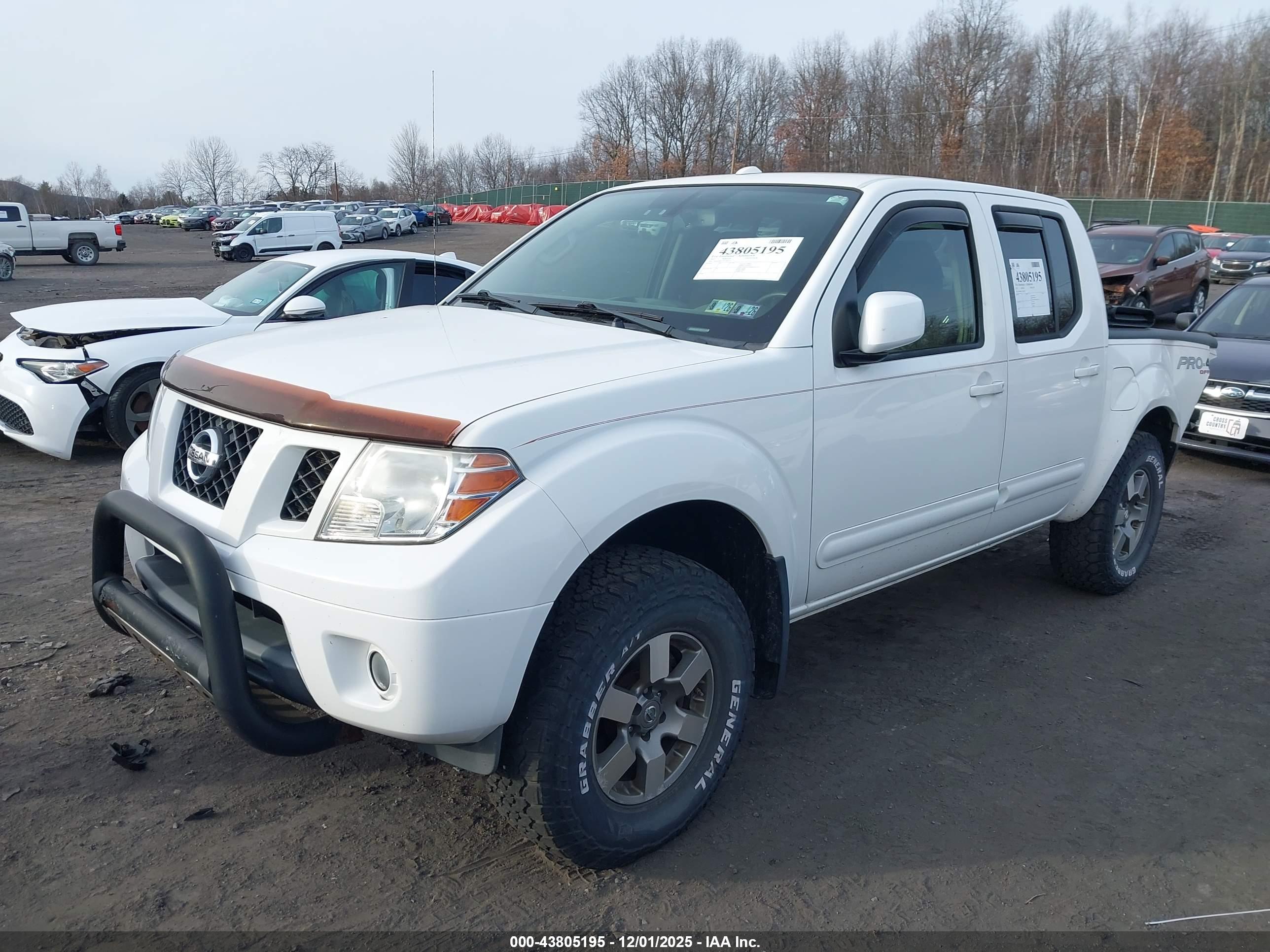 NISSAN FRONTIER image 2