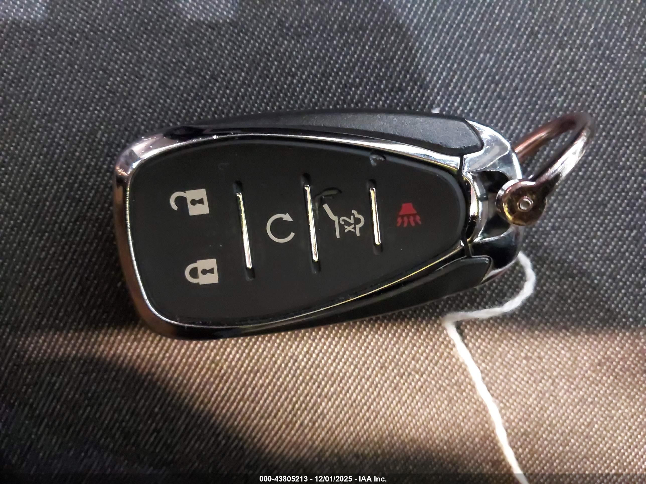 CHEVROLET EQUINOX image 11
