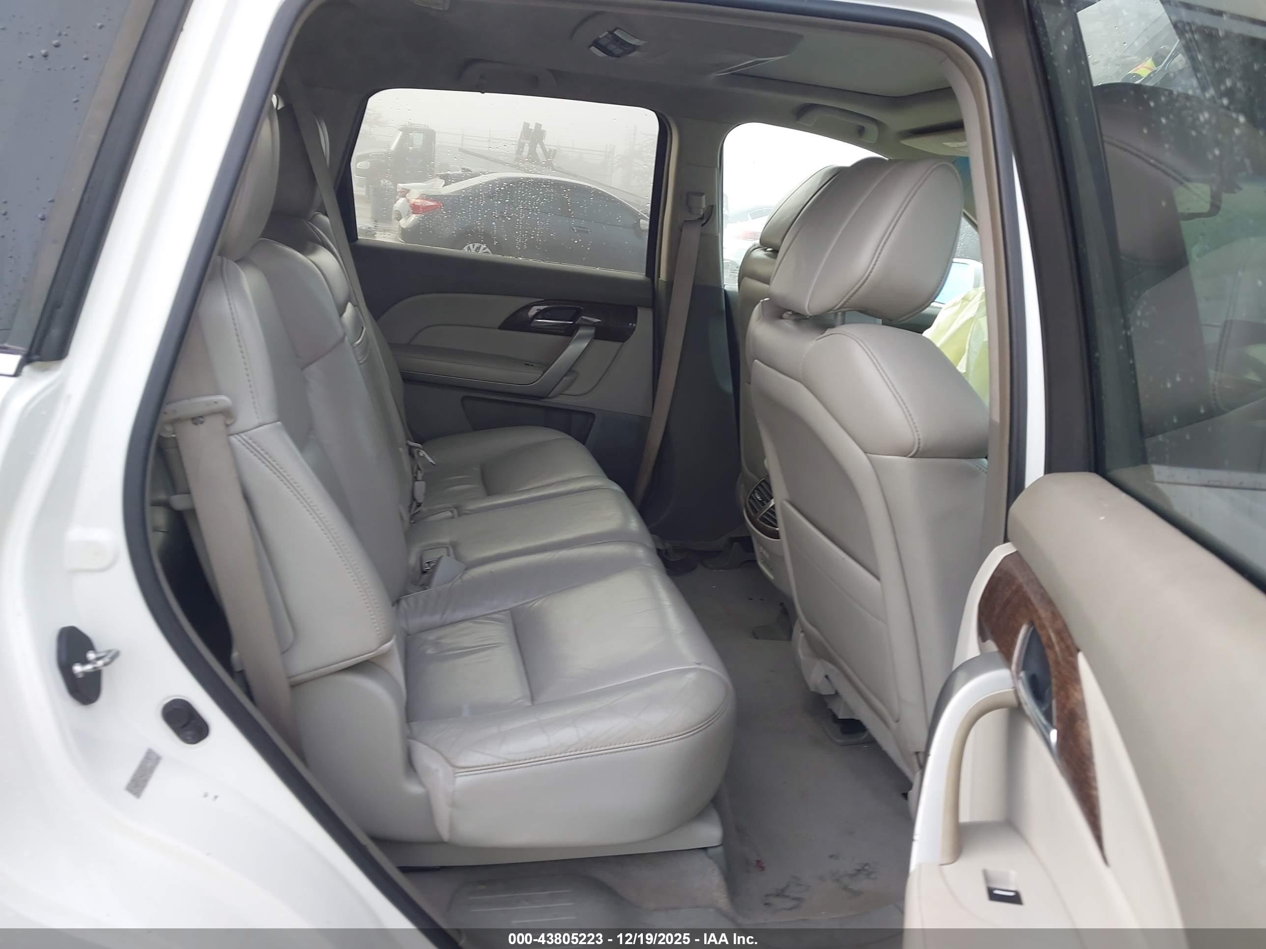 ACURA MDX image 8