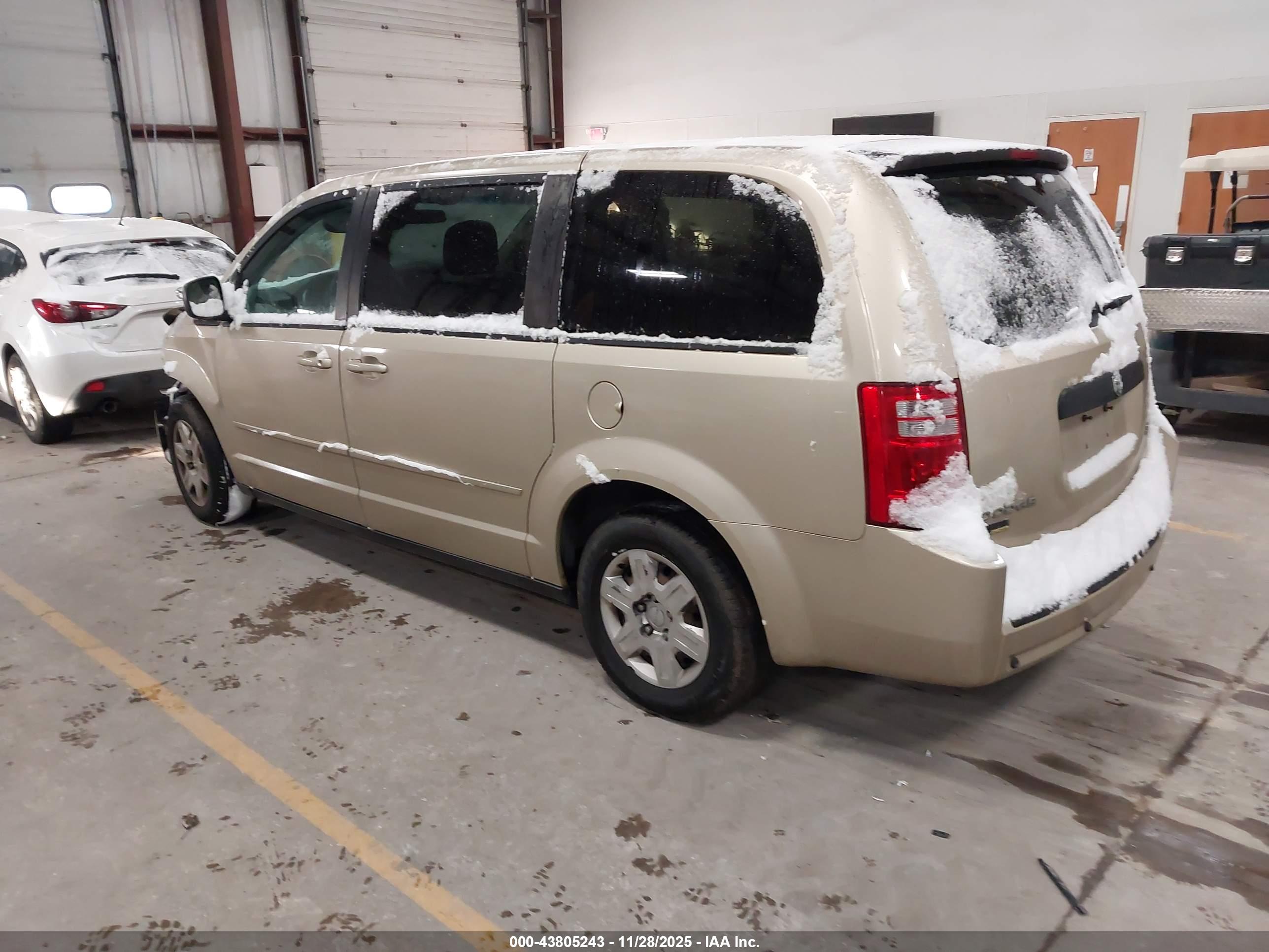 DODGE GRAND image 3