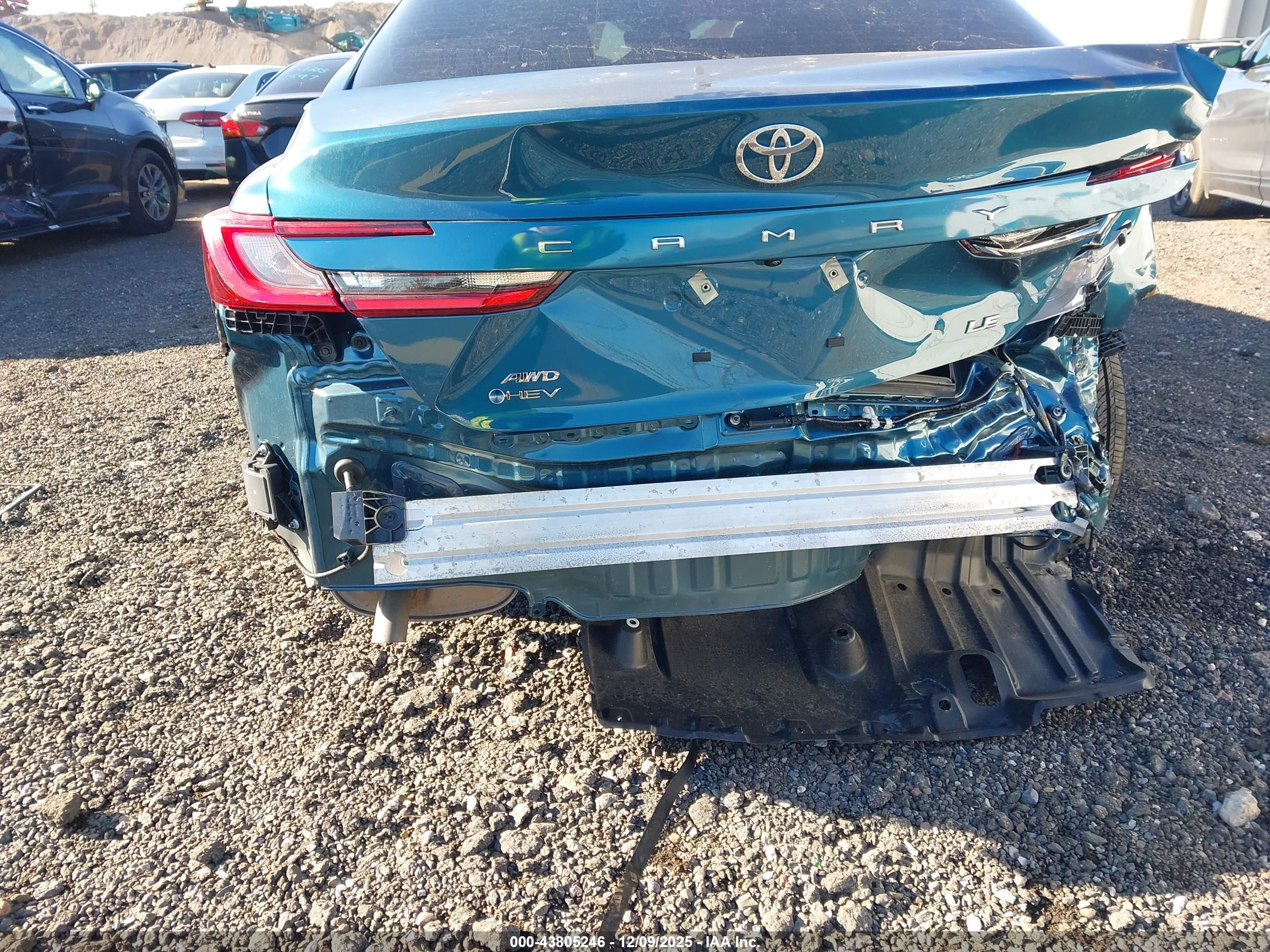 TOYOTA CAMRY image 6