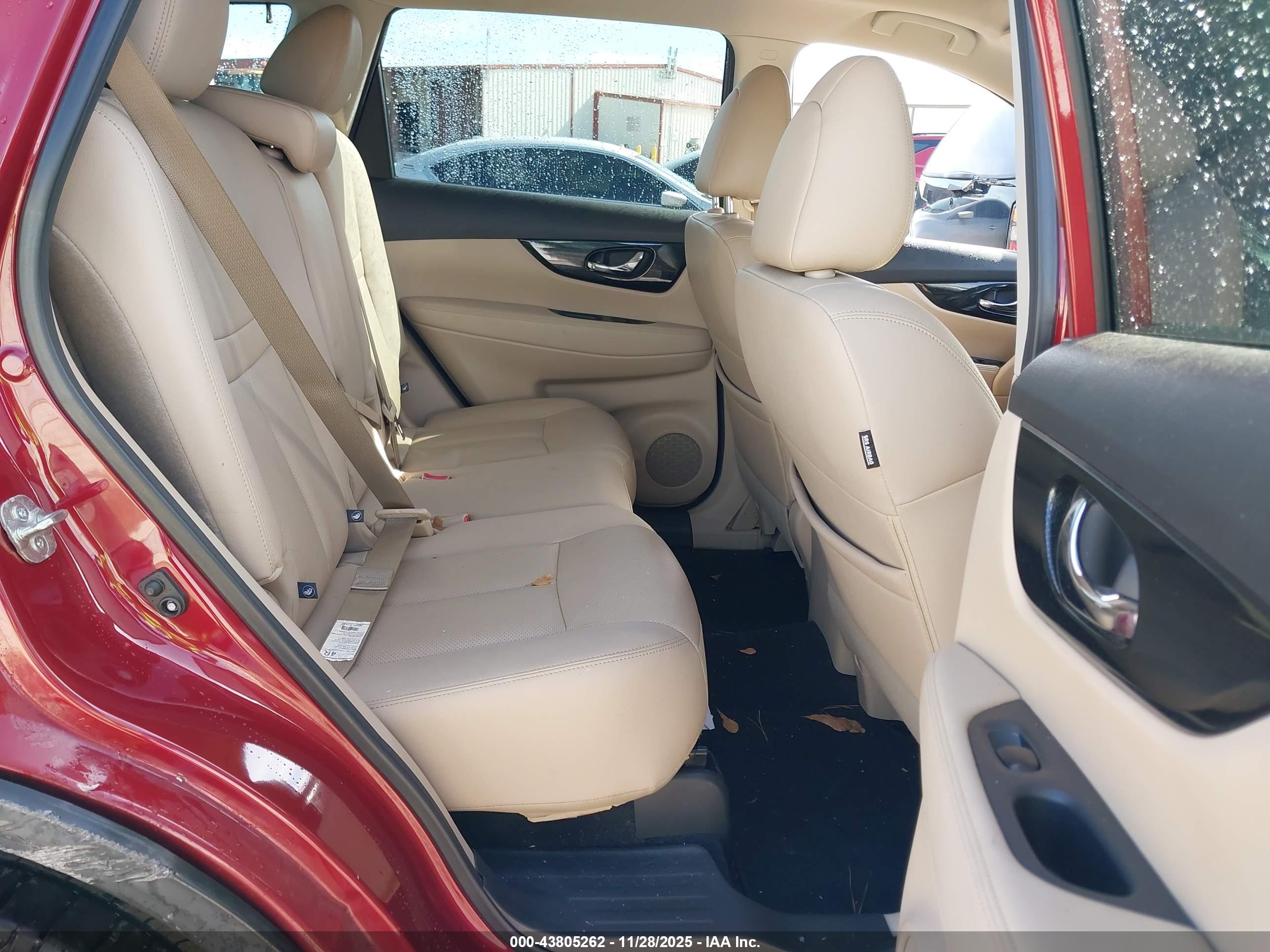 NISSAN ROGUE image 8