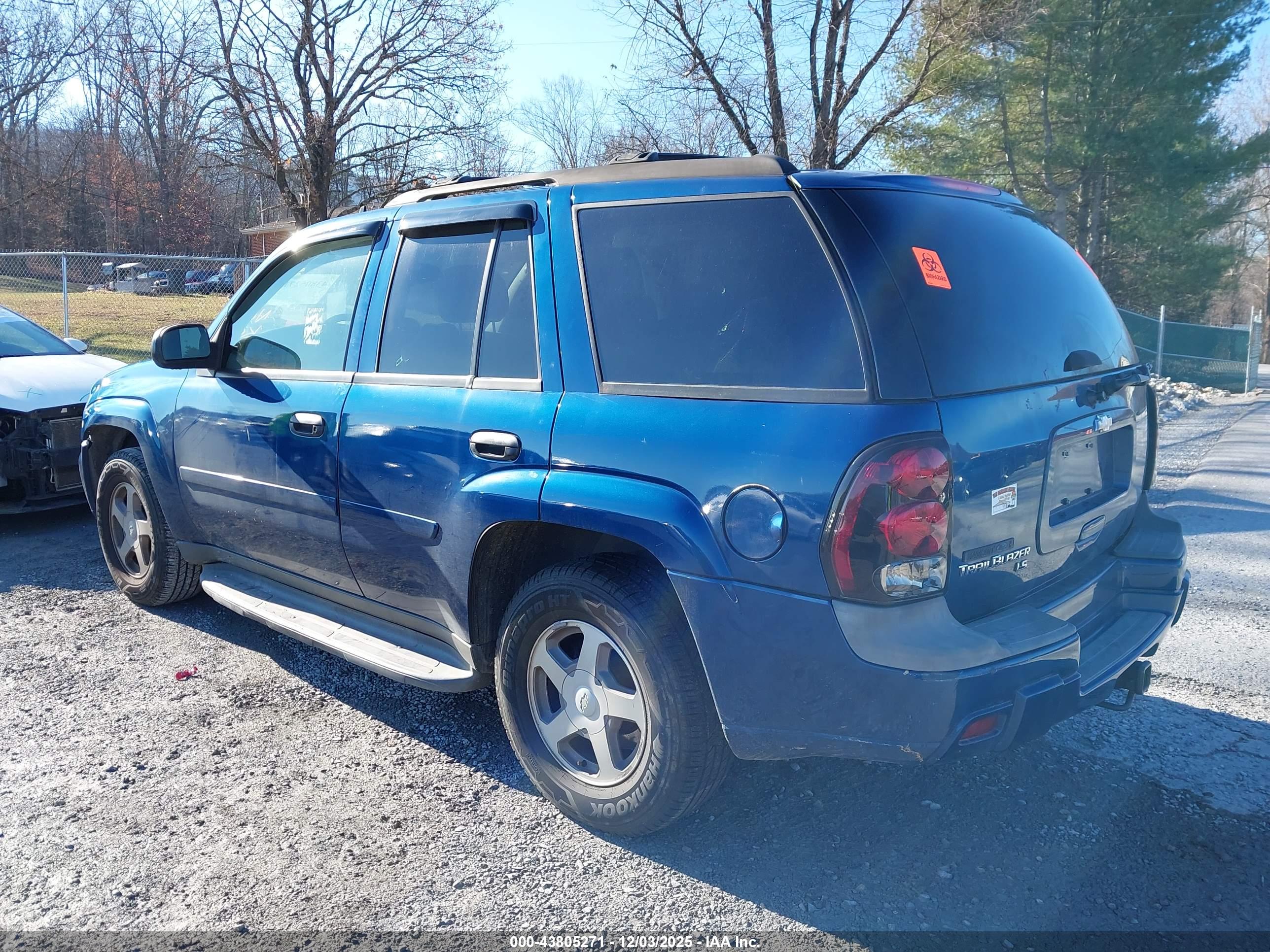 CHEVROLET TRAILBLAZER image 6