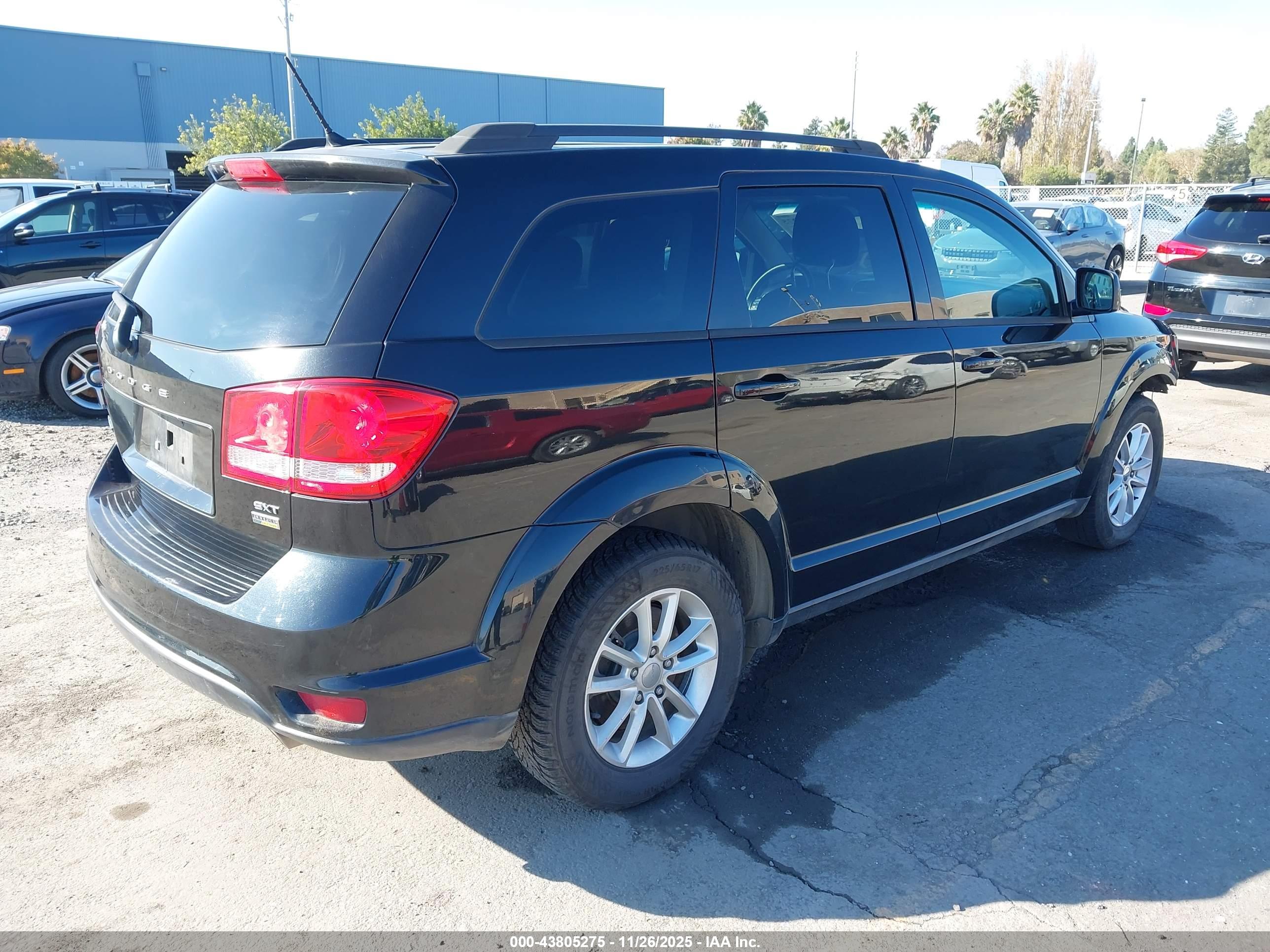 DODGE JOURNEY image 4