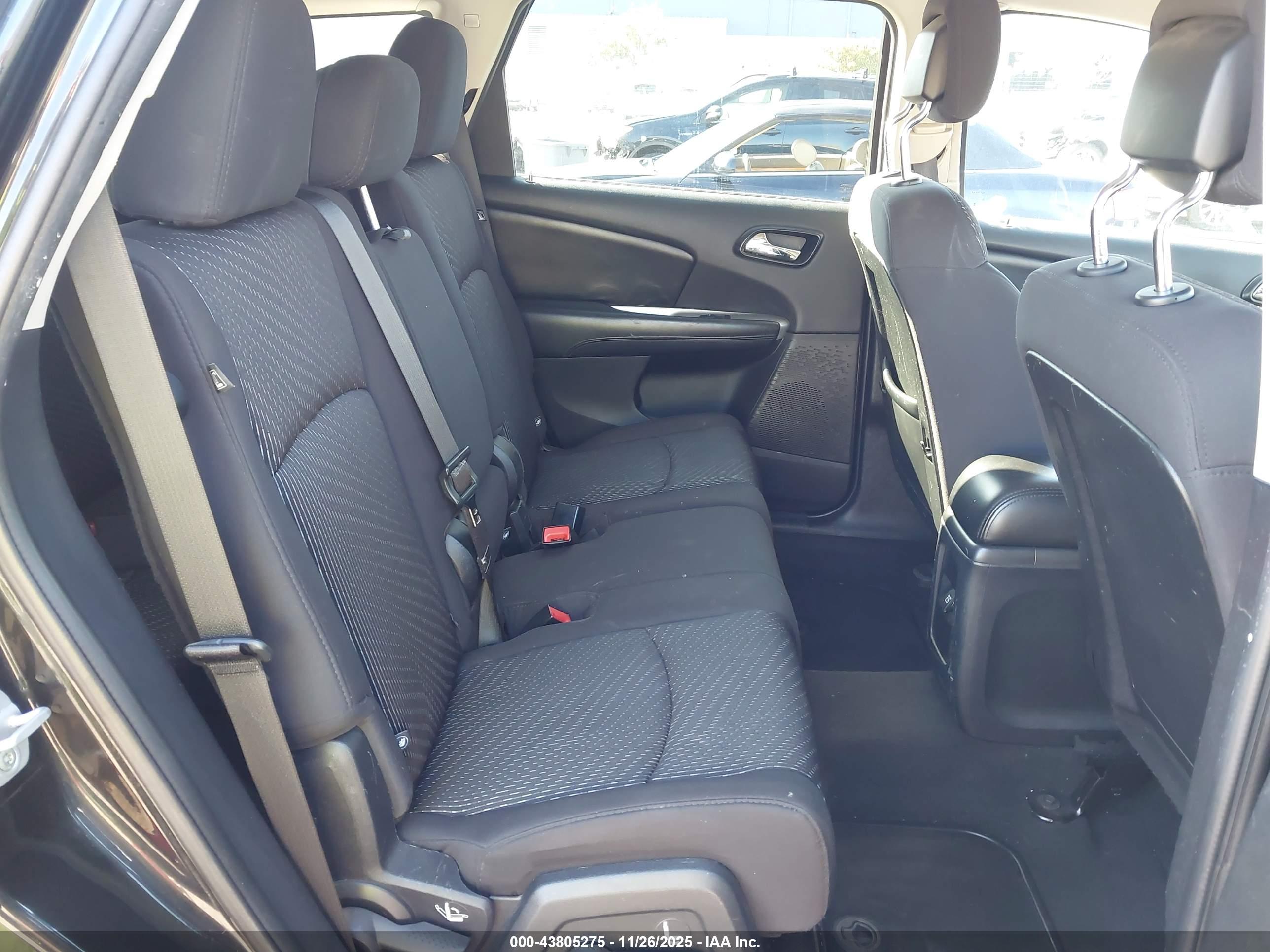 DODGE JOURNEY image 8