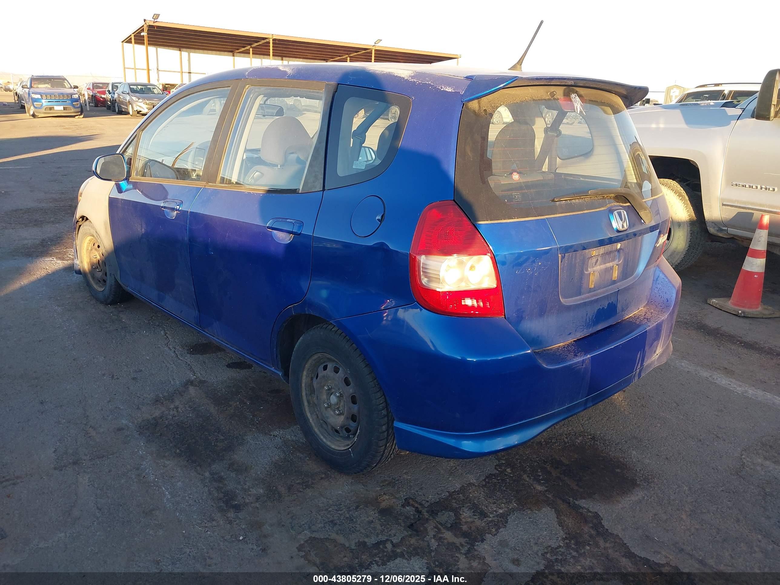 HONDA FIT image 3
