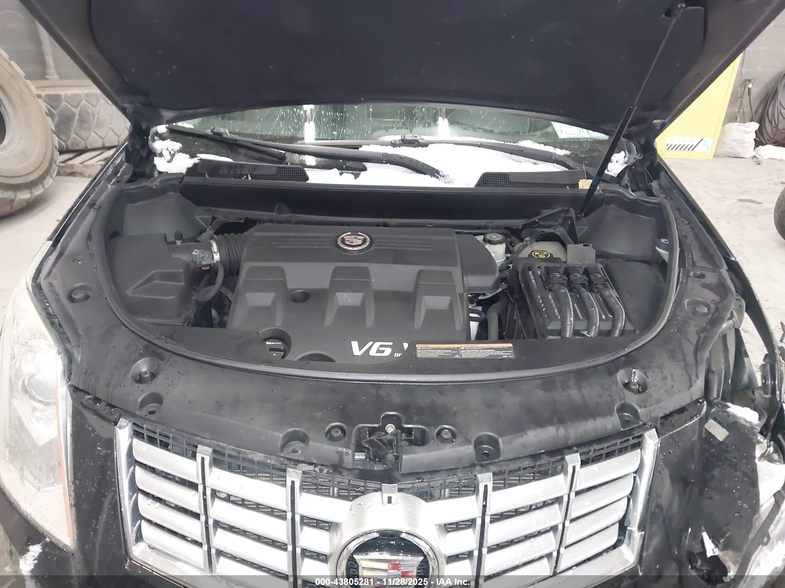 CADILLAC SRX image 10
