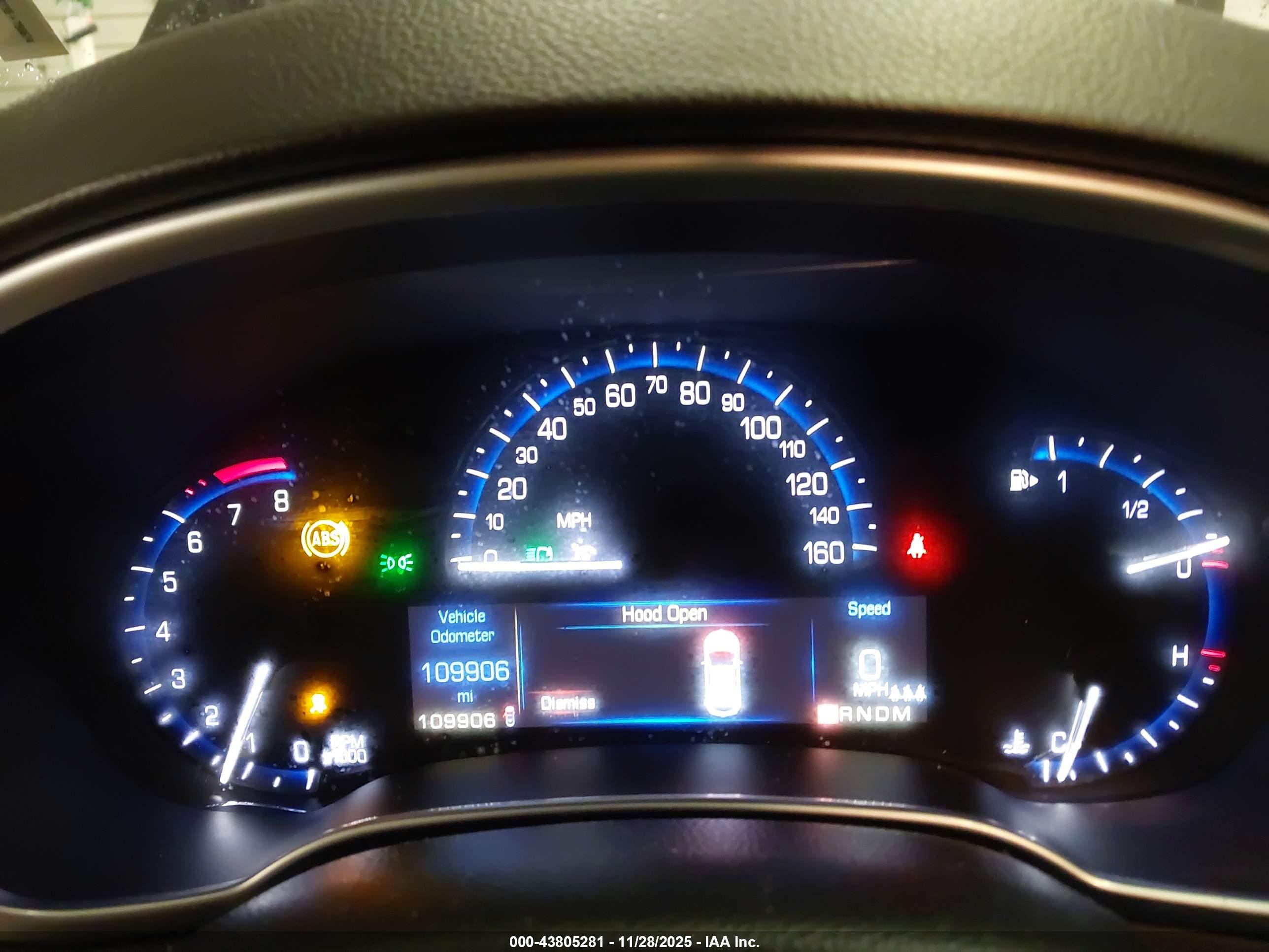 CADILLAC SRX image 7