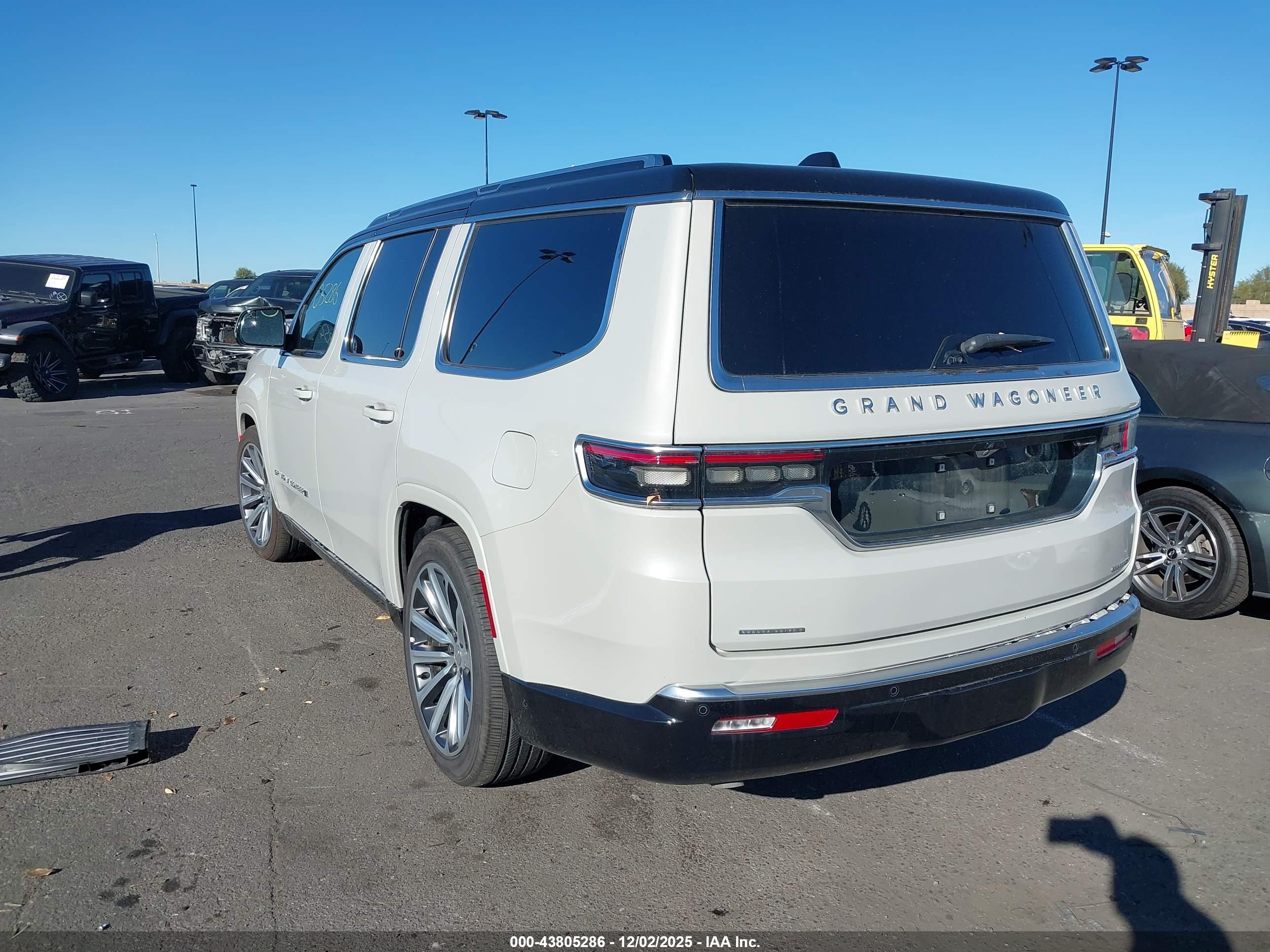 JEEP GRAND image 3