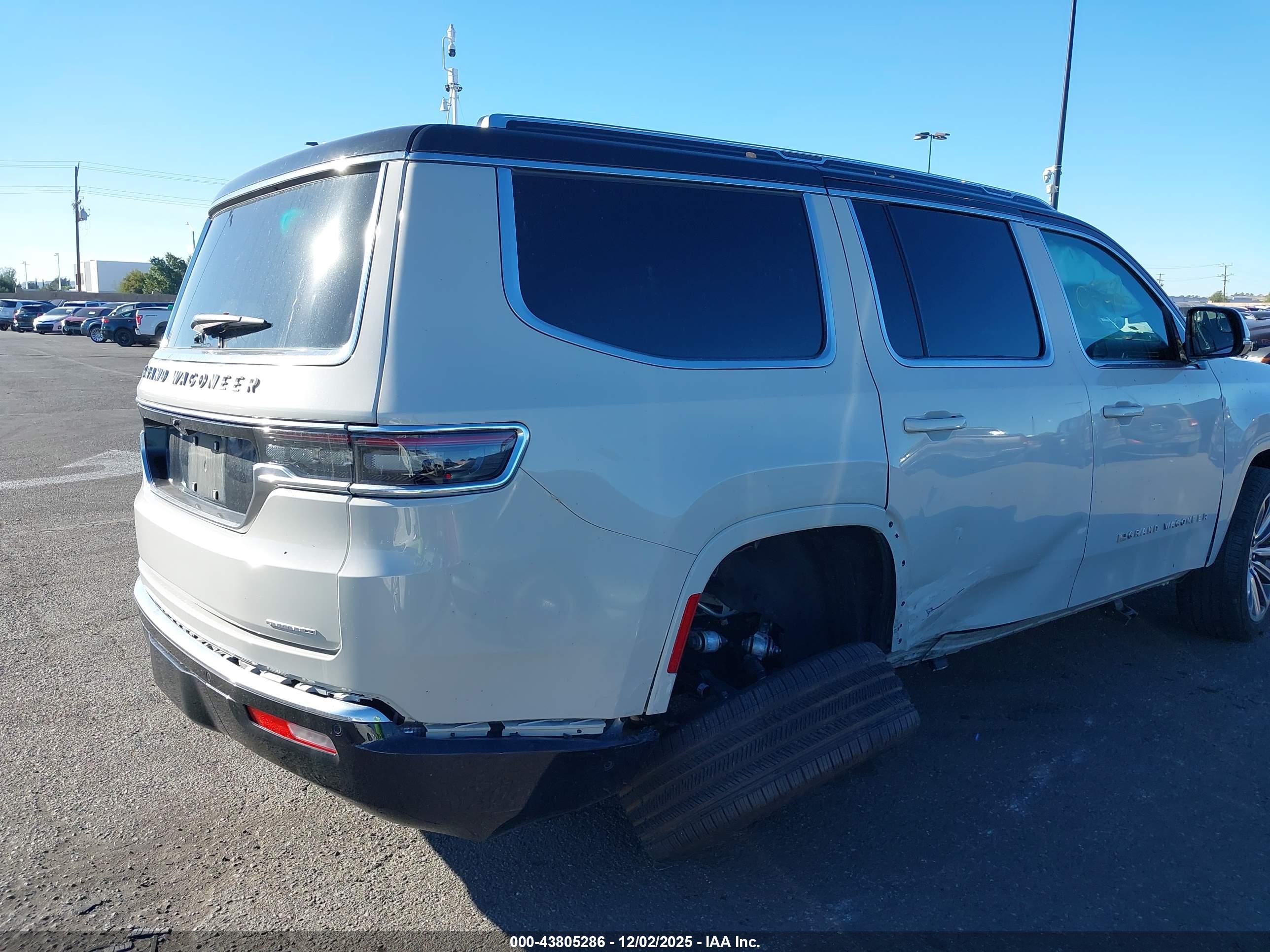JEEP GRAND image 4