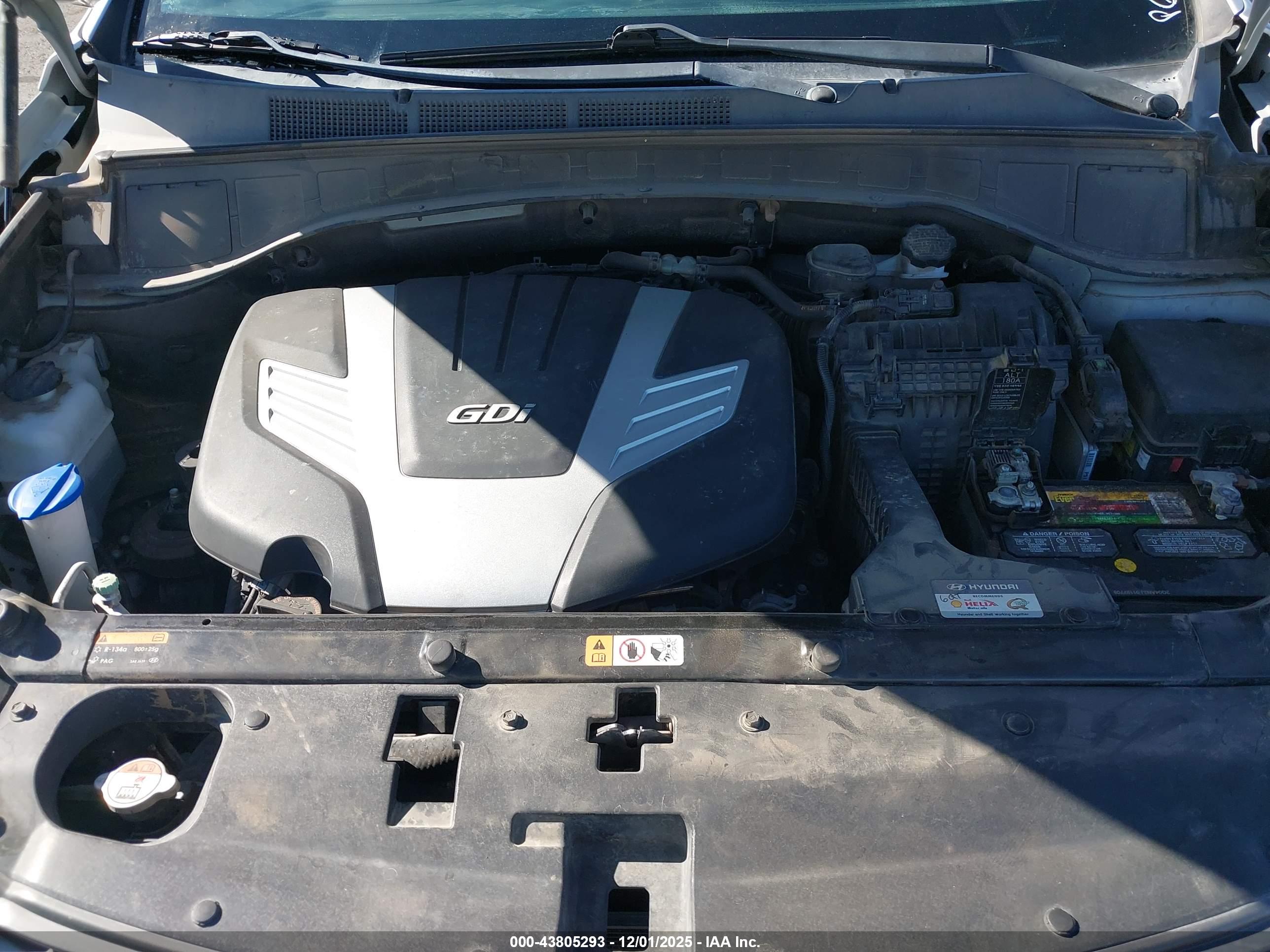 HYUNDAI SANTA image 10