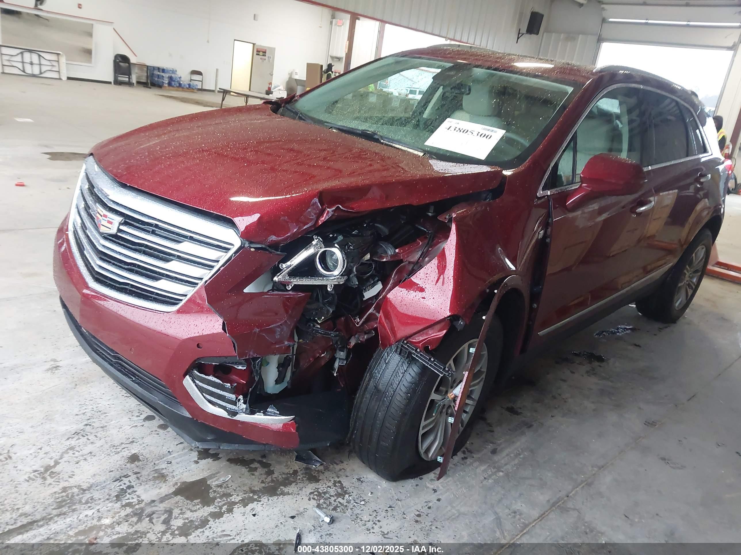 CADILLAC XT5 image 2