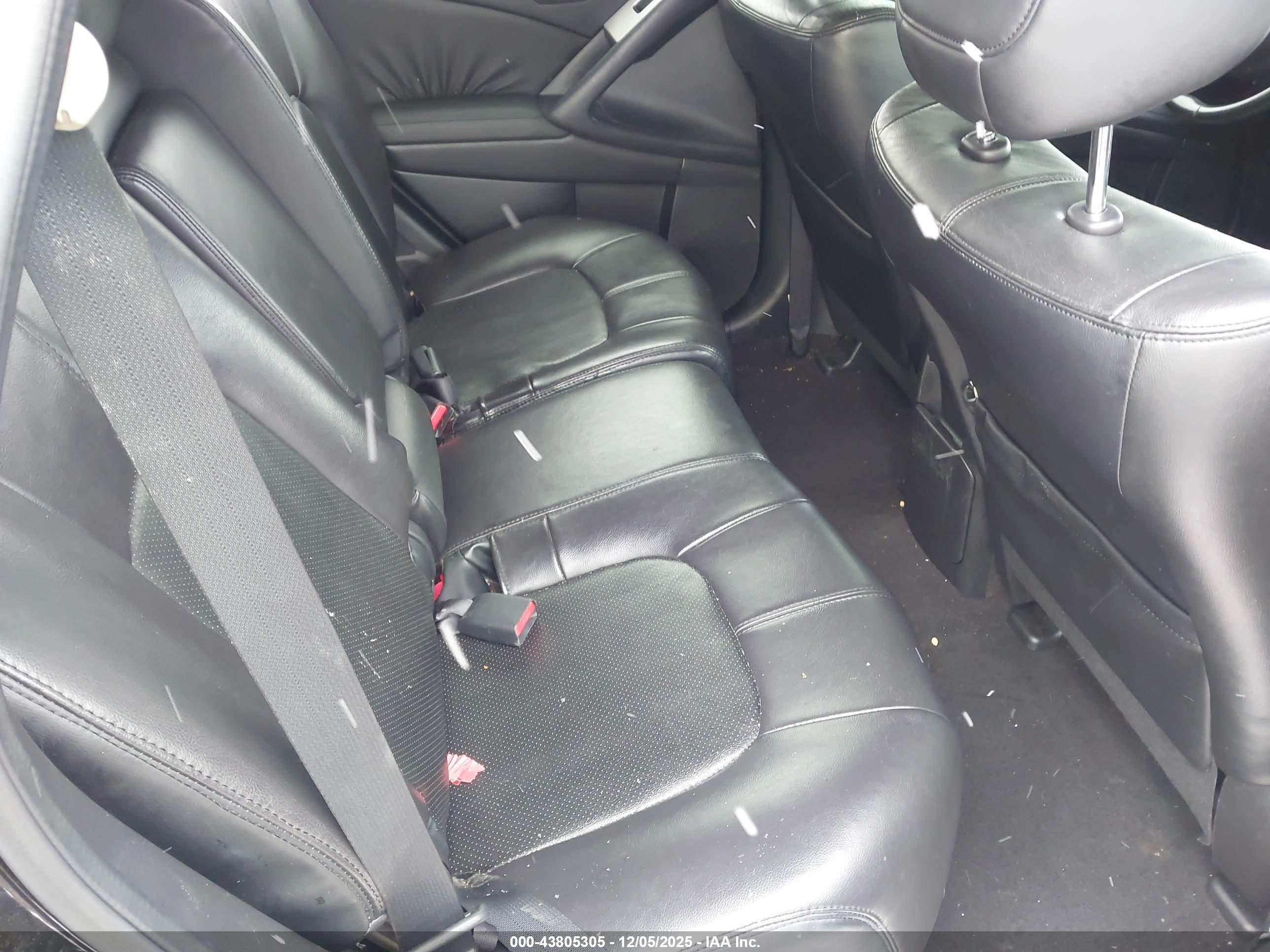NISSAN MURANO image 8
