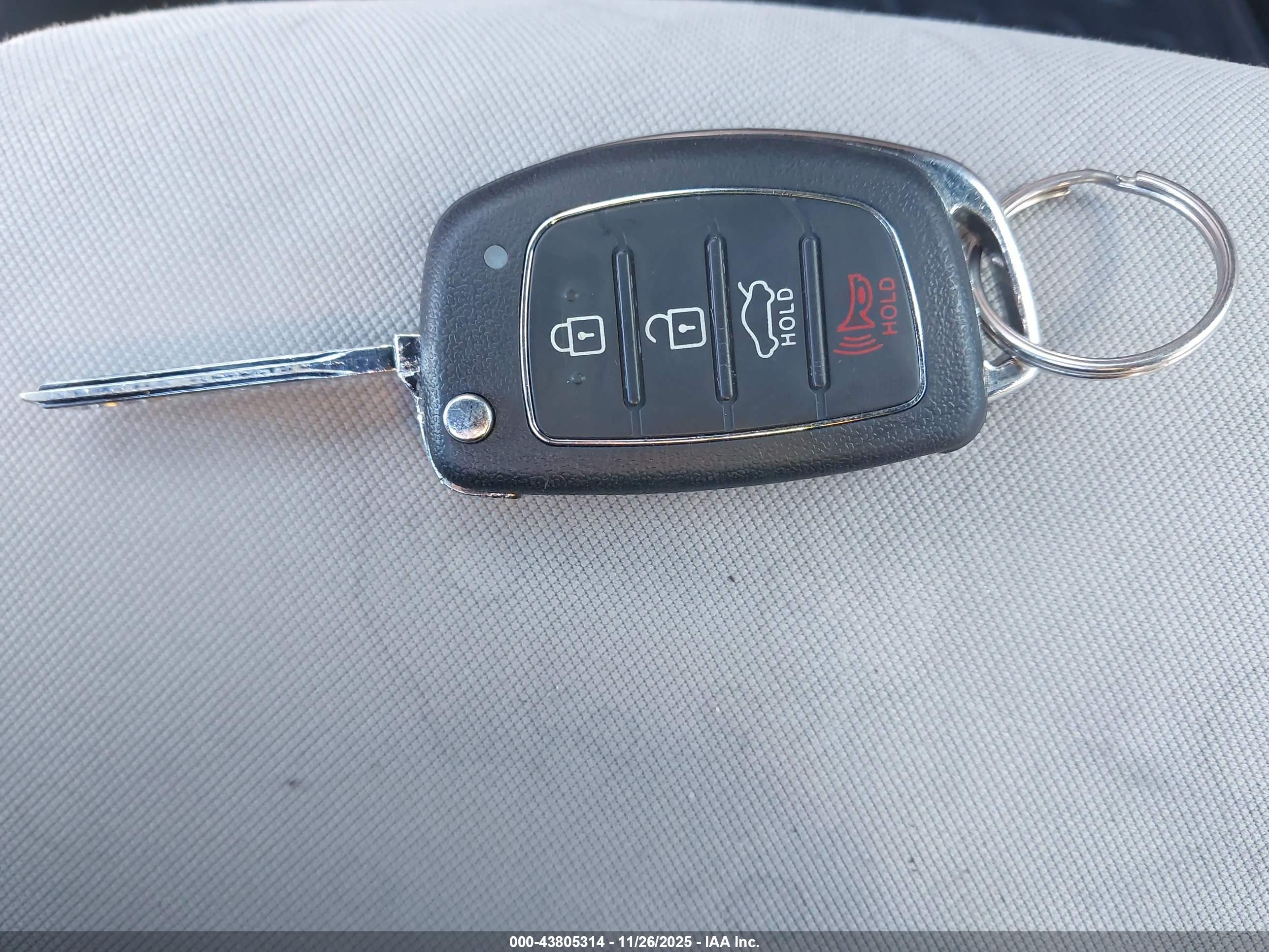 HYUNDAI SONATA image 11