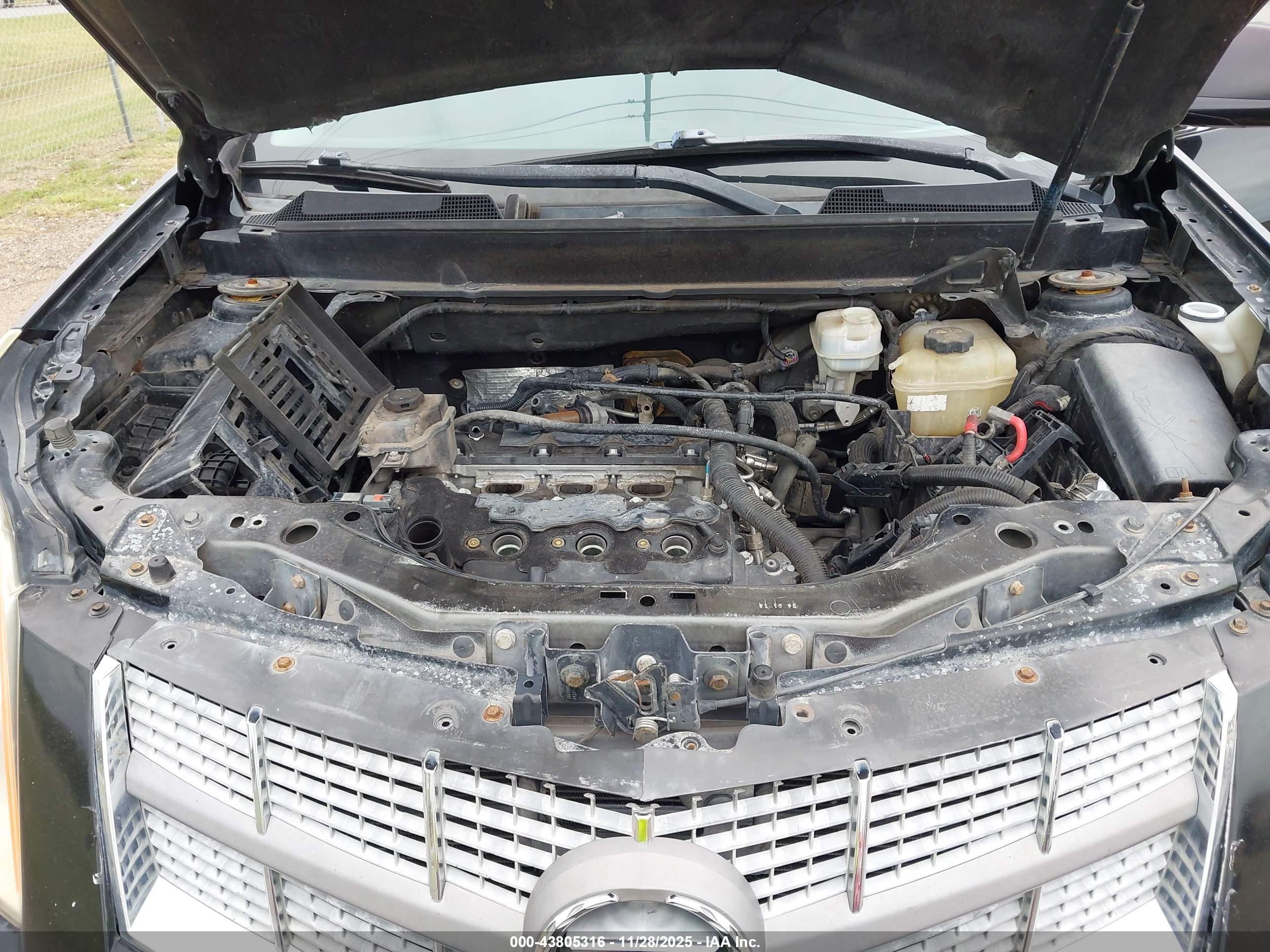 CADILLAC SRX image 10