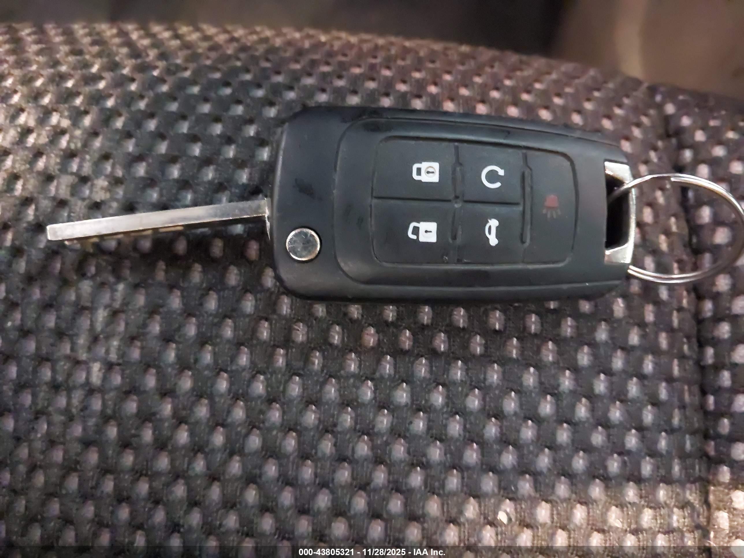 CHEVROLET EQUINOX image 11