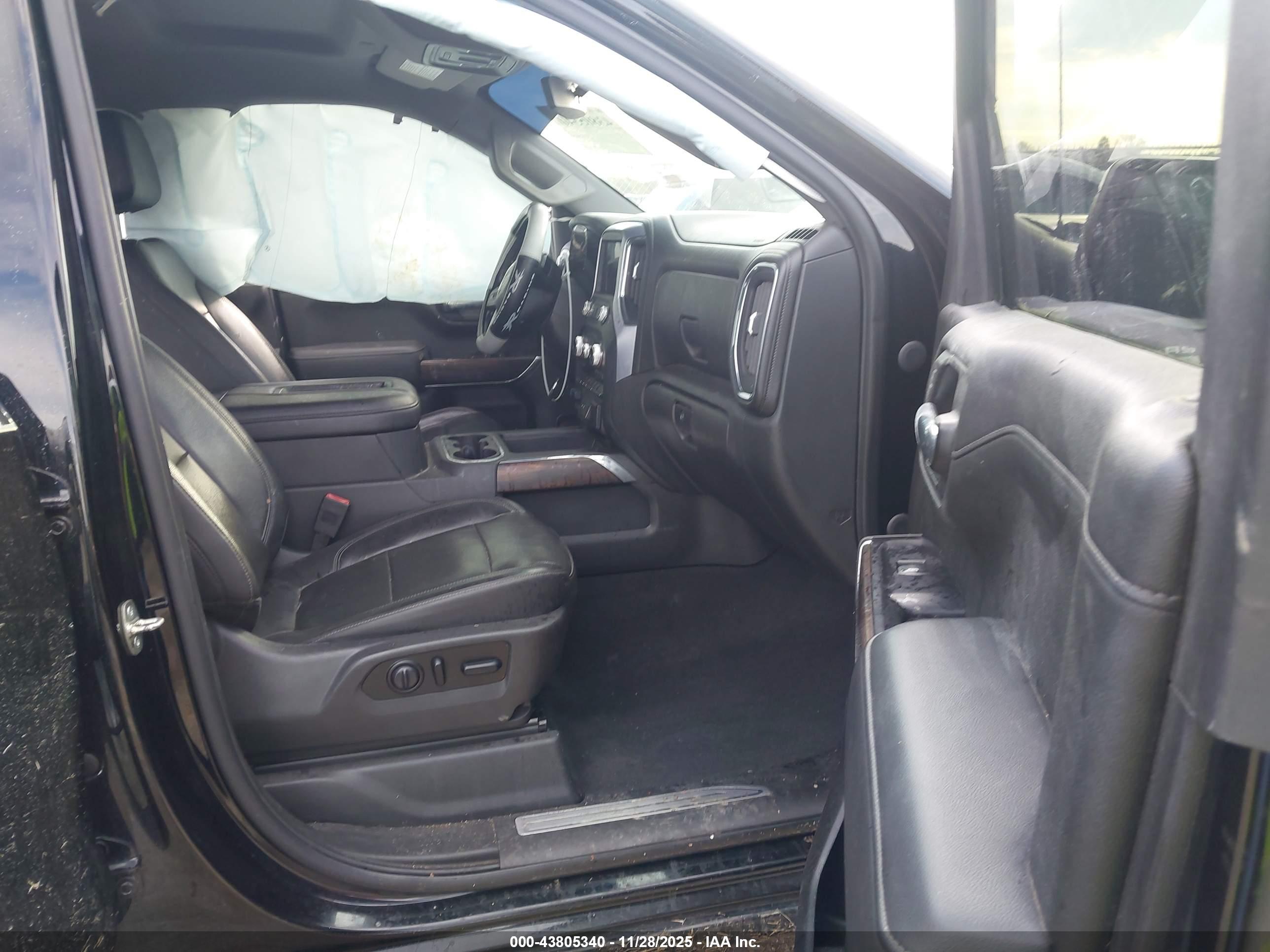 GMC SIERRA image 5