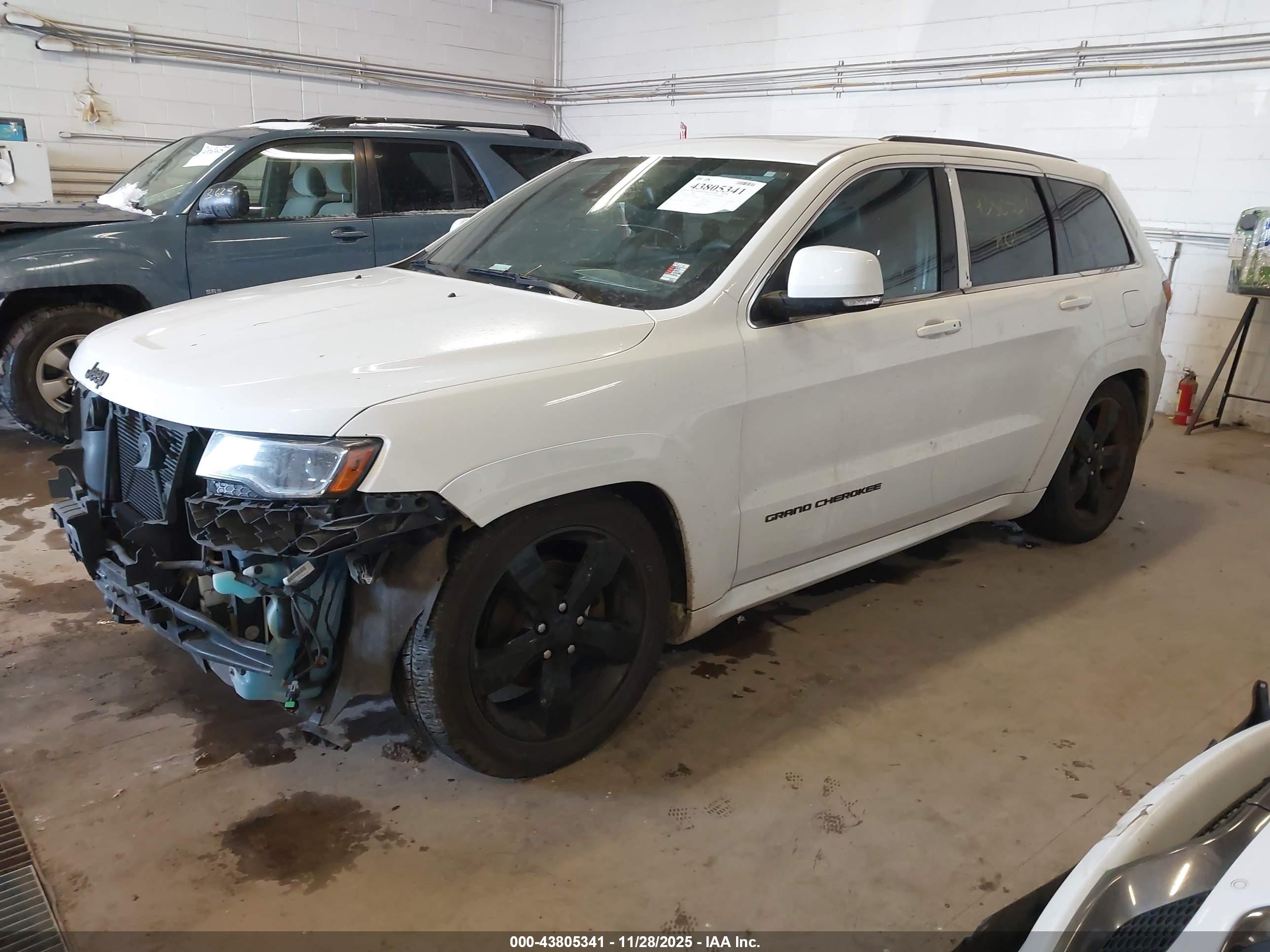 JEEP GRAND image 2