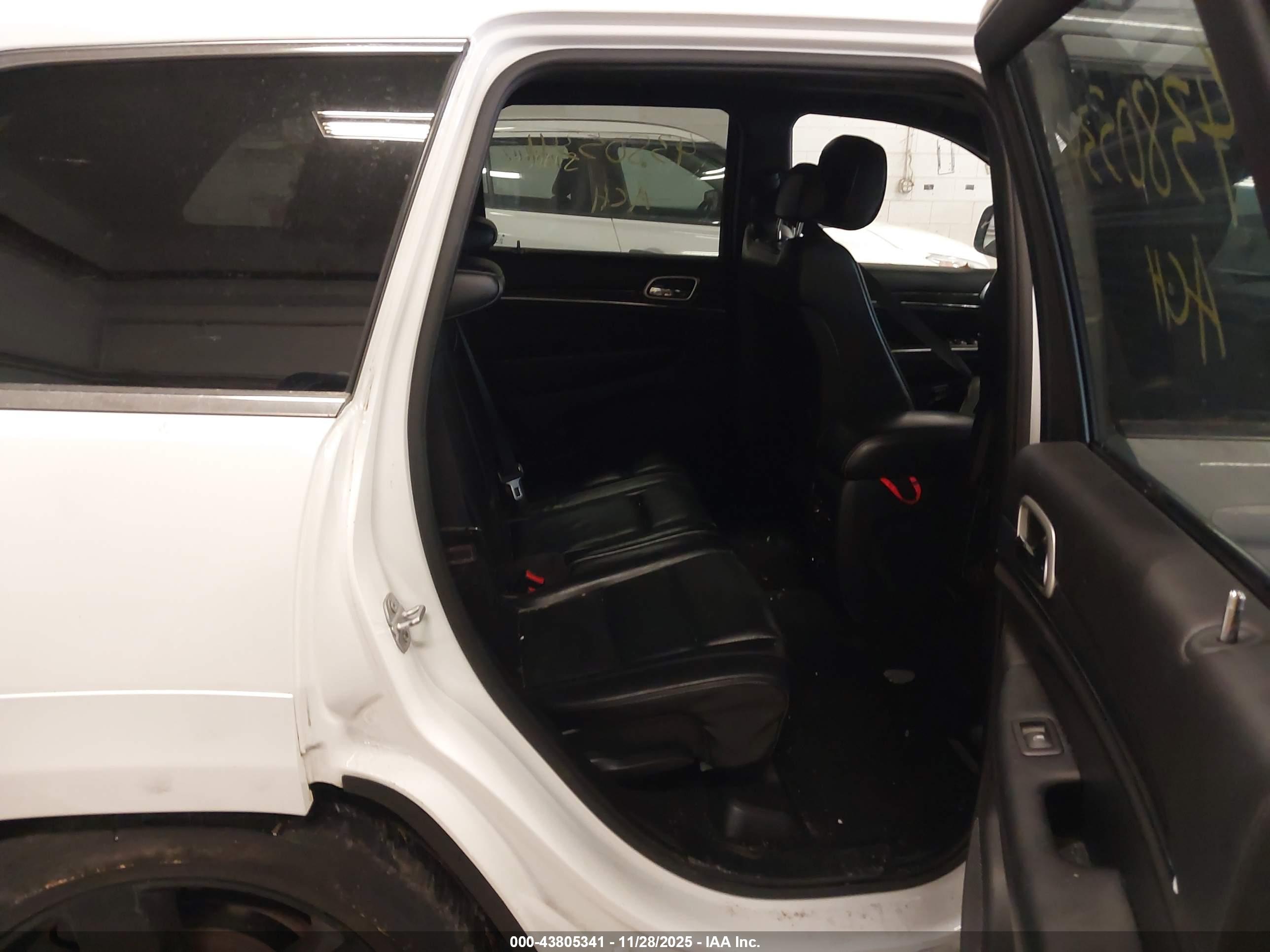 JEEP GRAND image 8