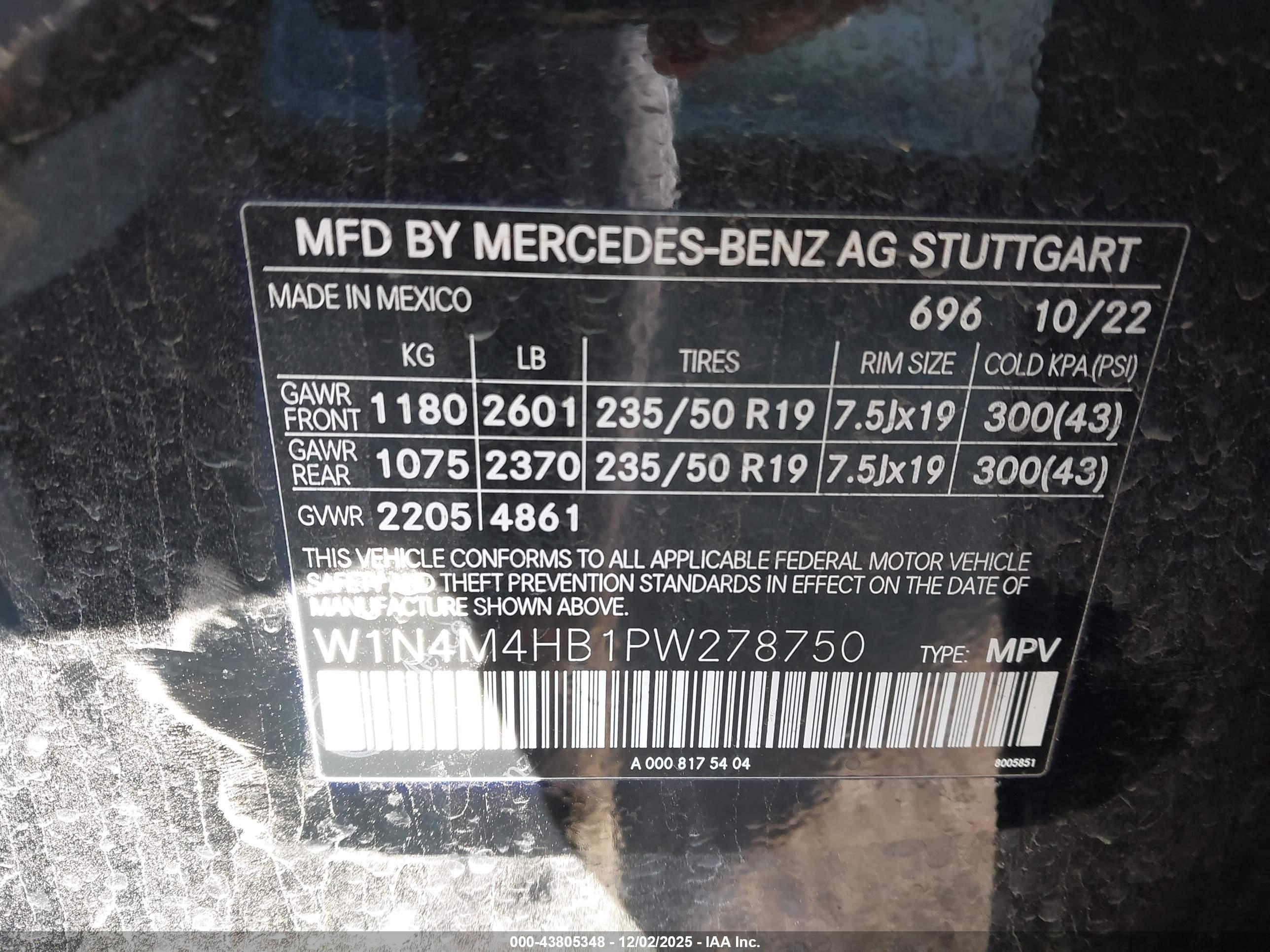 MERCEDES-BENZ GLB image 9