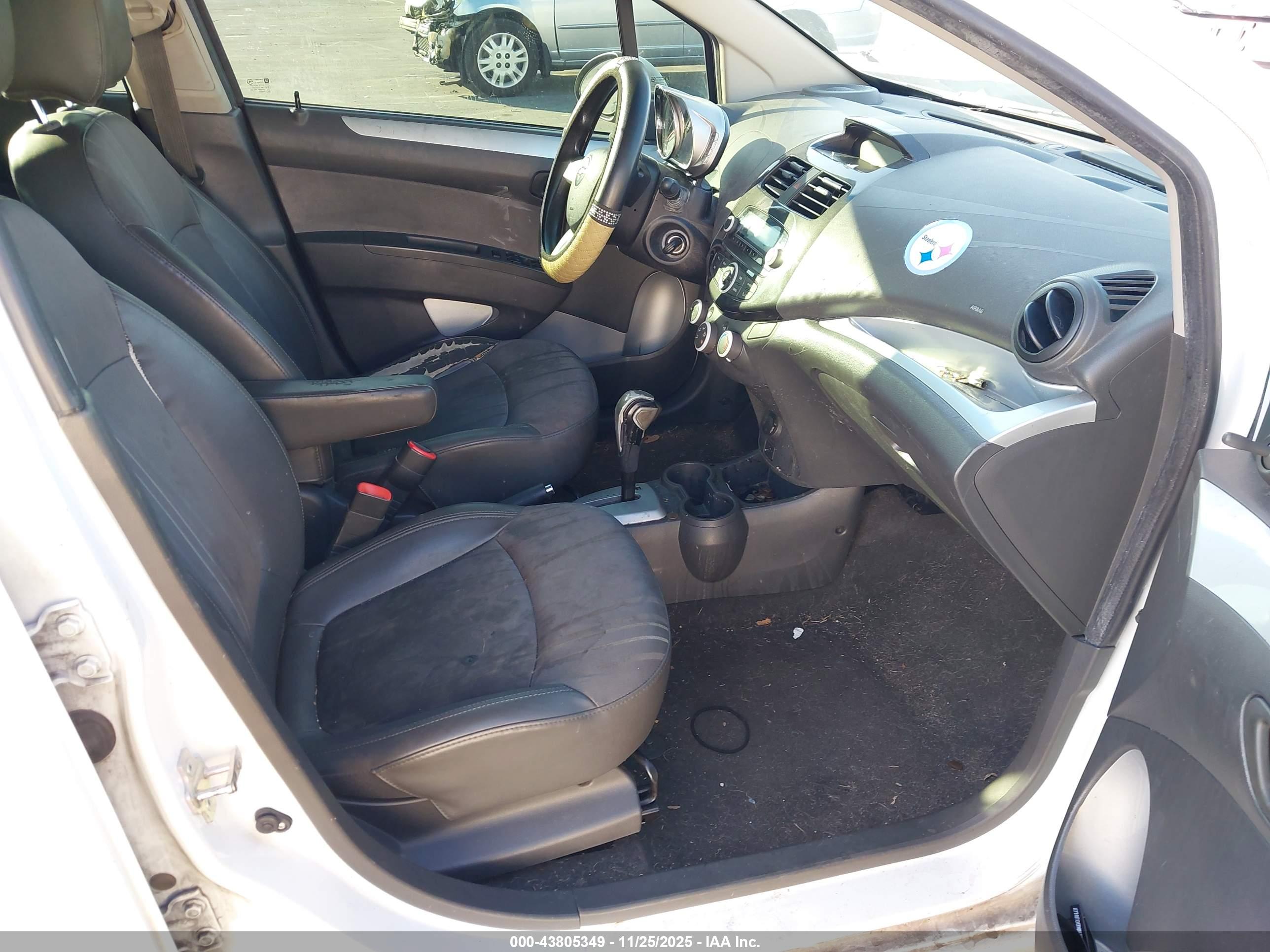 CHEVROLET SPARK image 5
