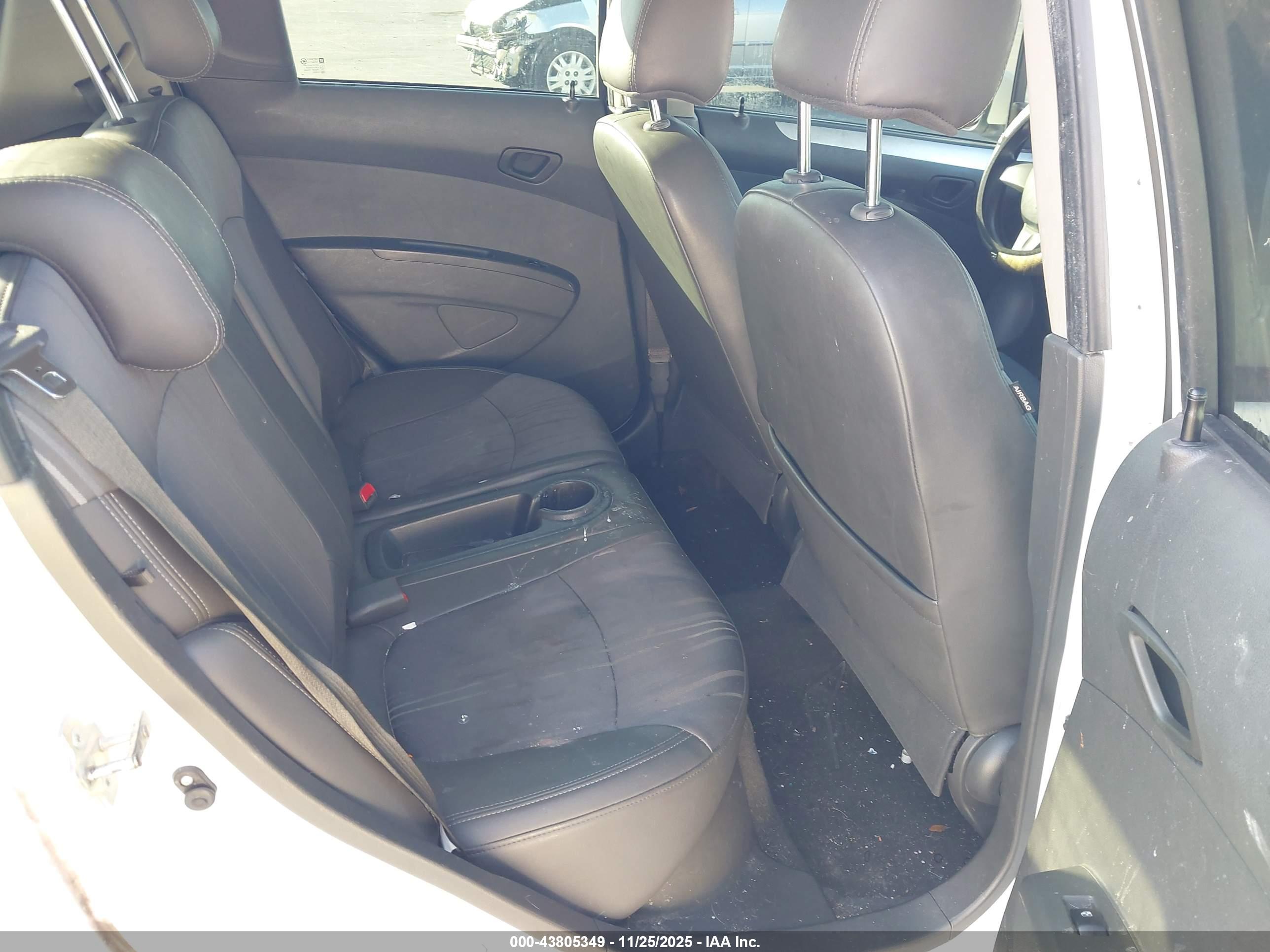 CHEVROLET SPARK image 8