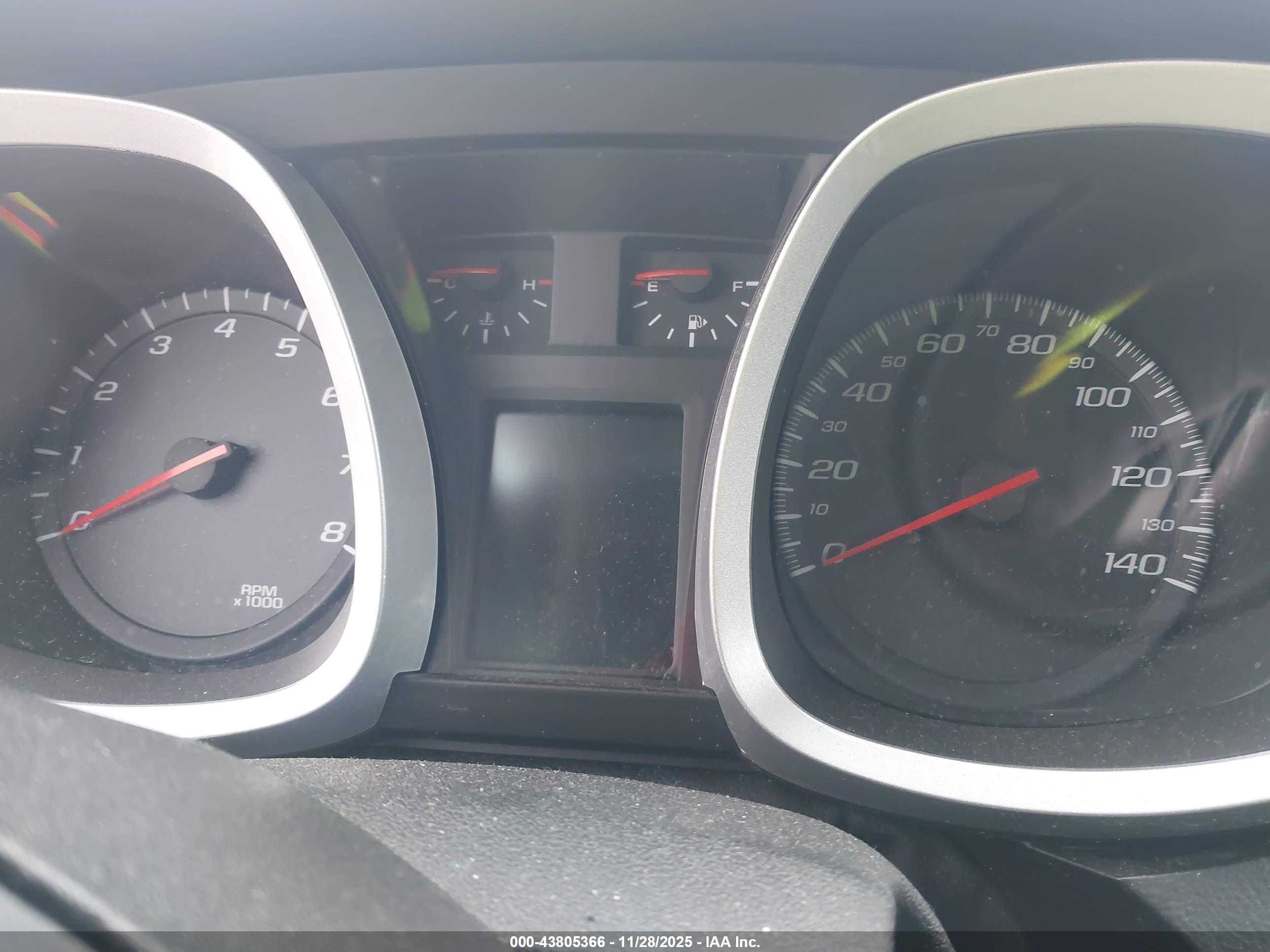 CHEVROLET EQUINOX image 7