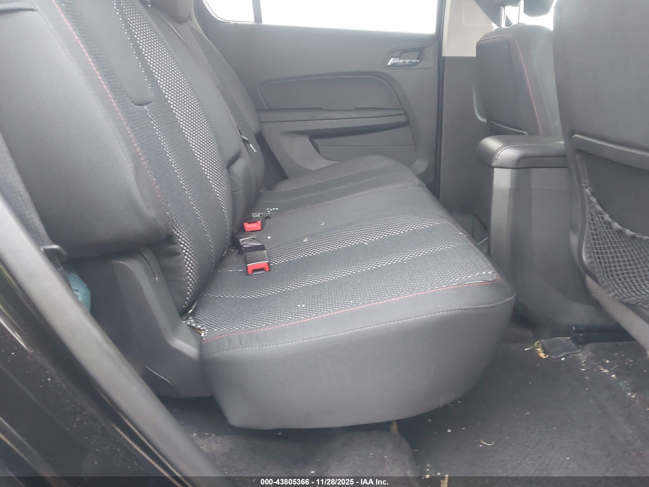 CHEVROLET EQUINOX image 8