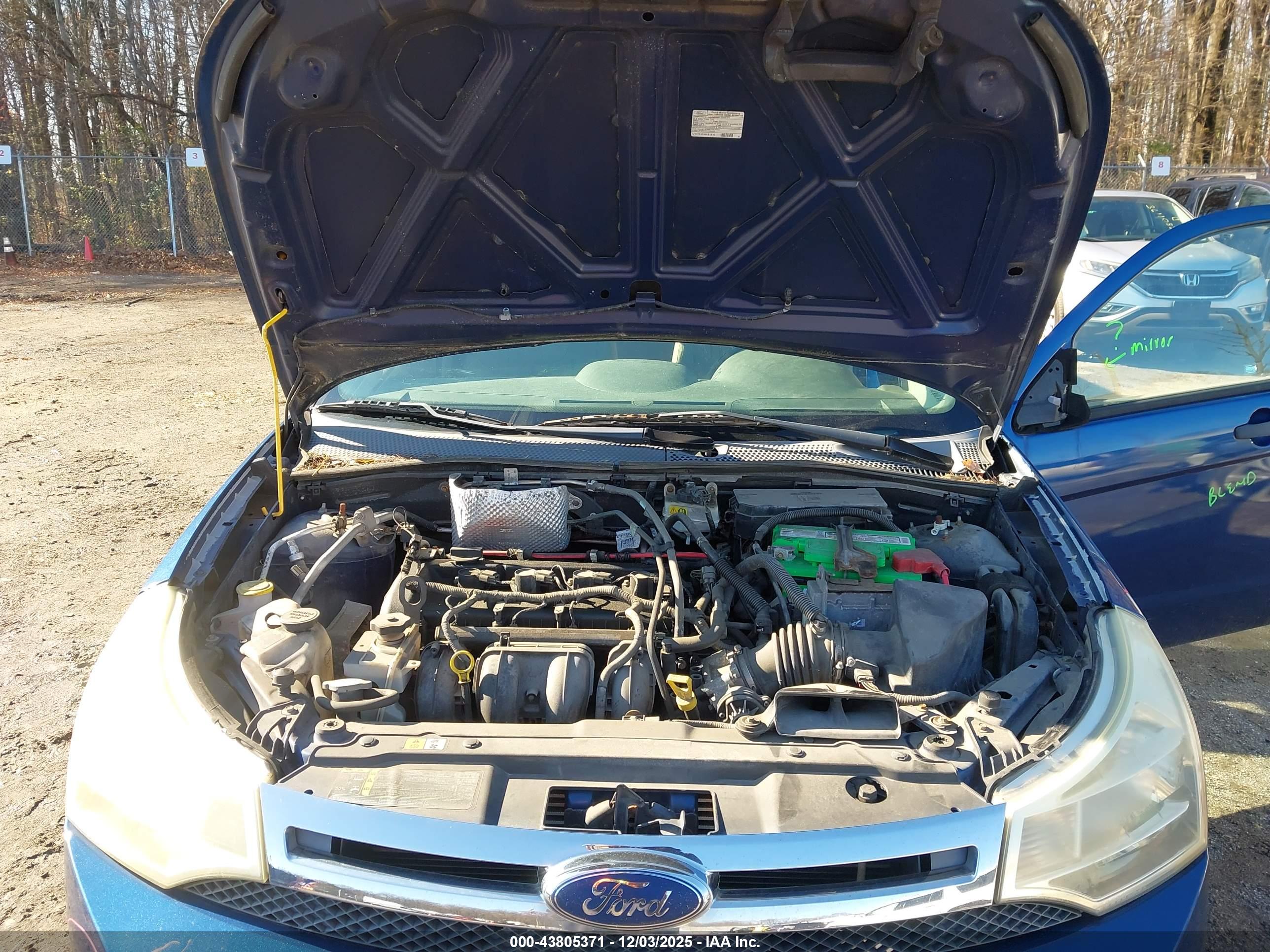 FORD FOCUS image 10