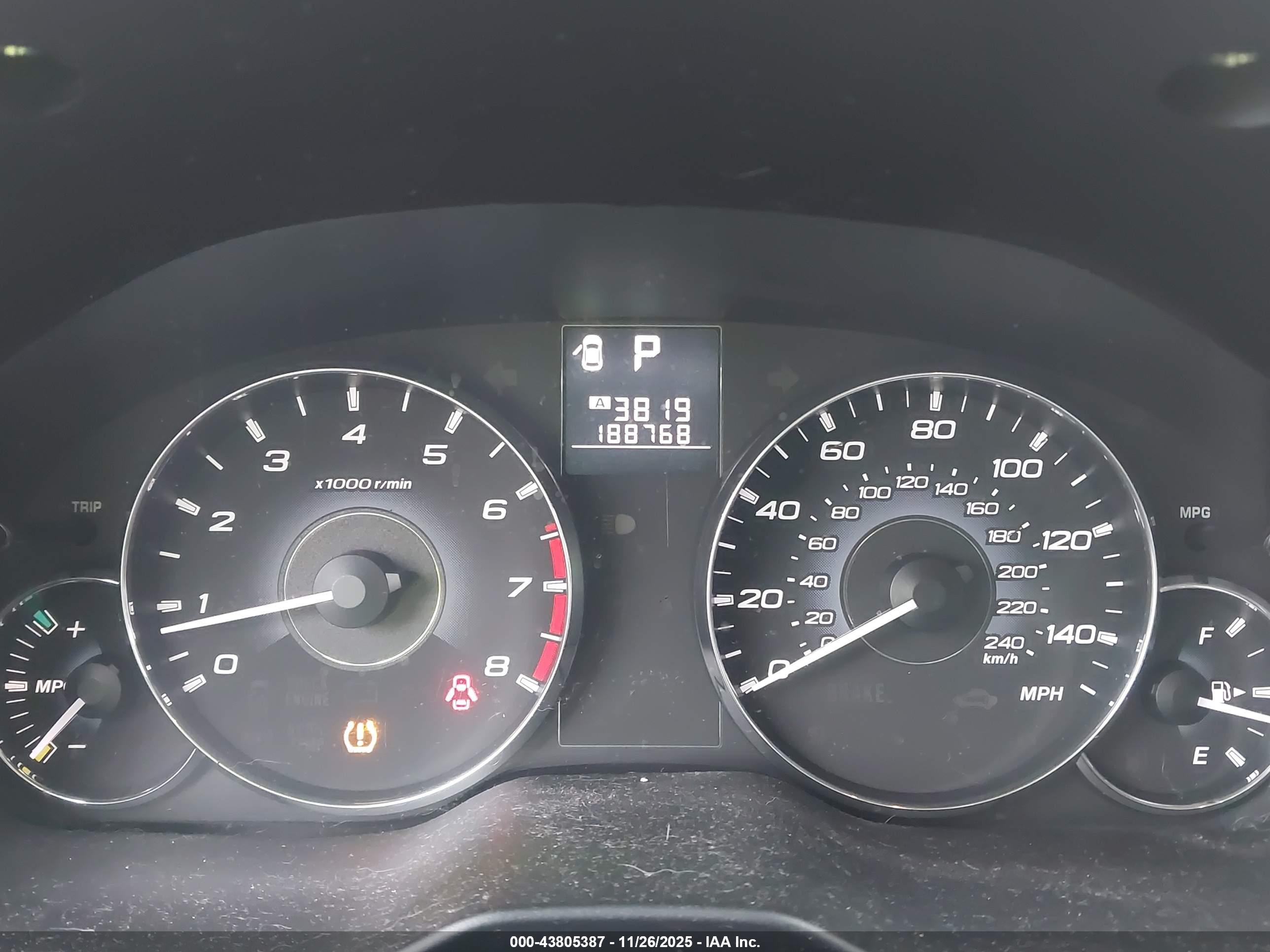 SUBARU OUTBACK image 7