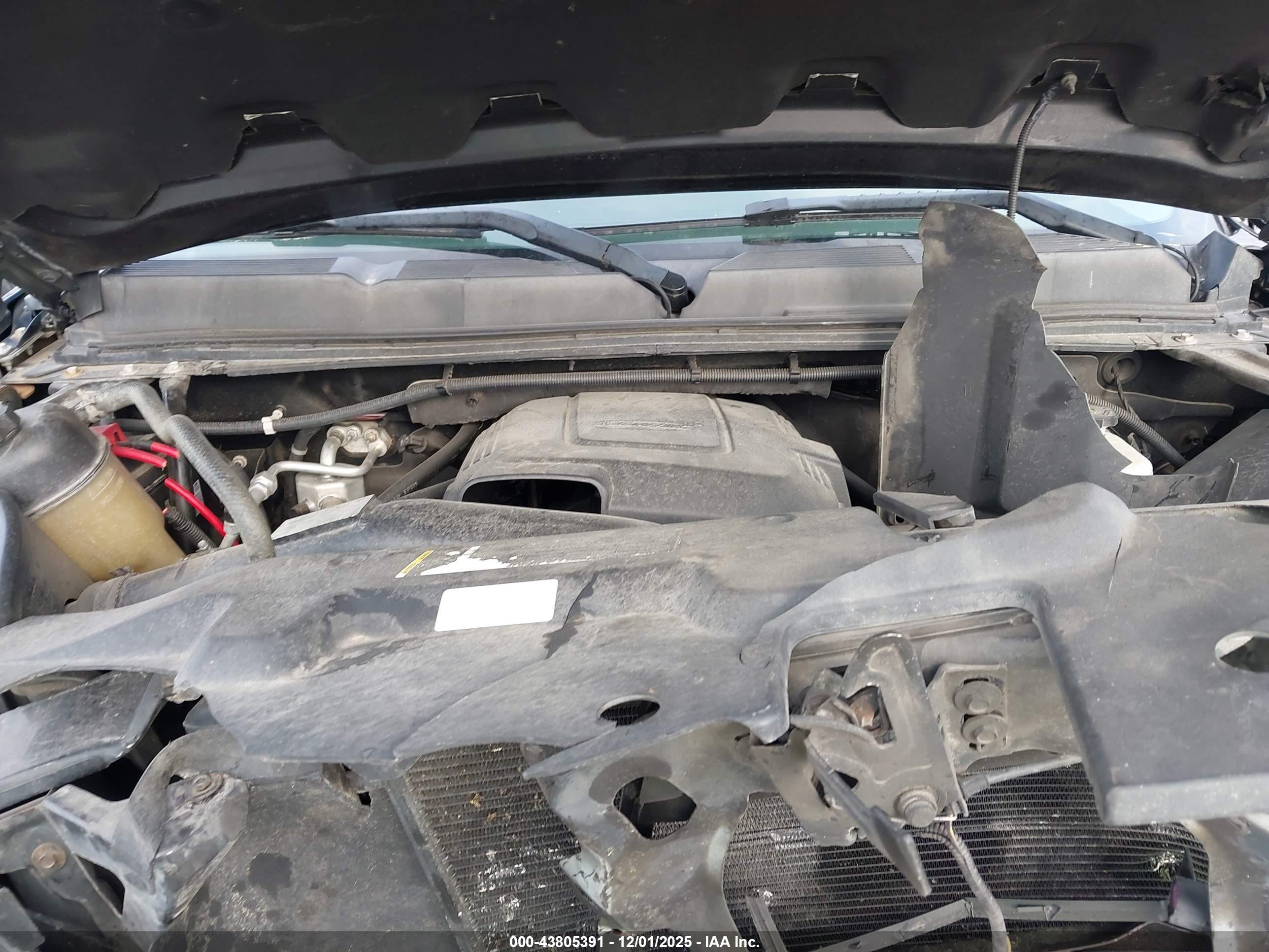 CHEVROLET SILVERADO image 10