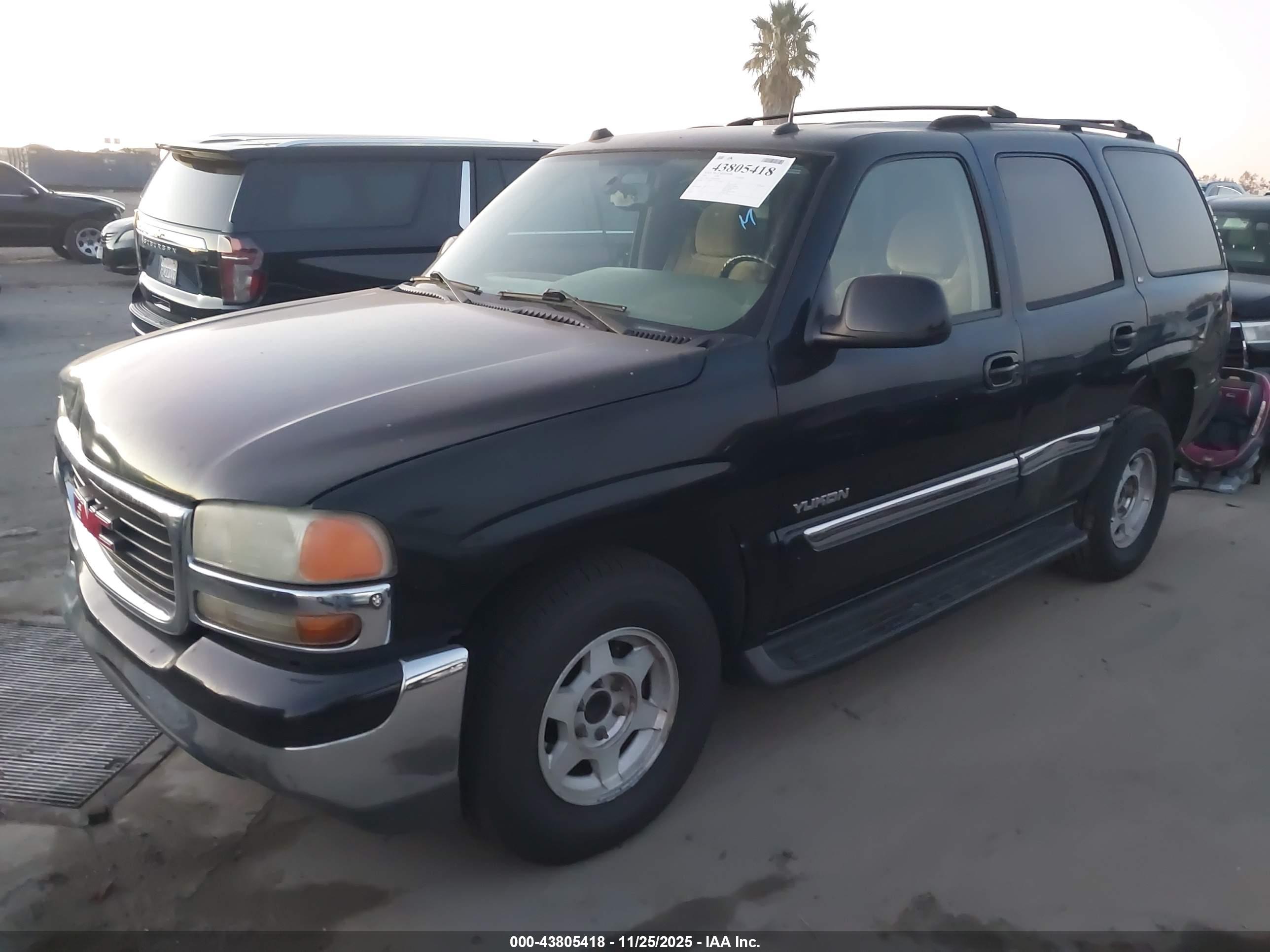 GMC YUKON image 2