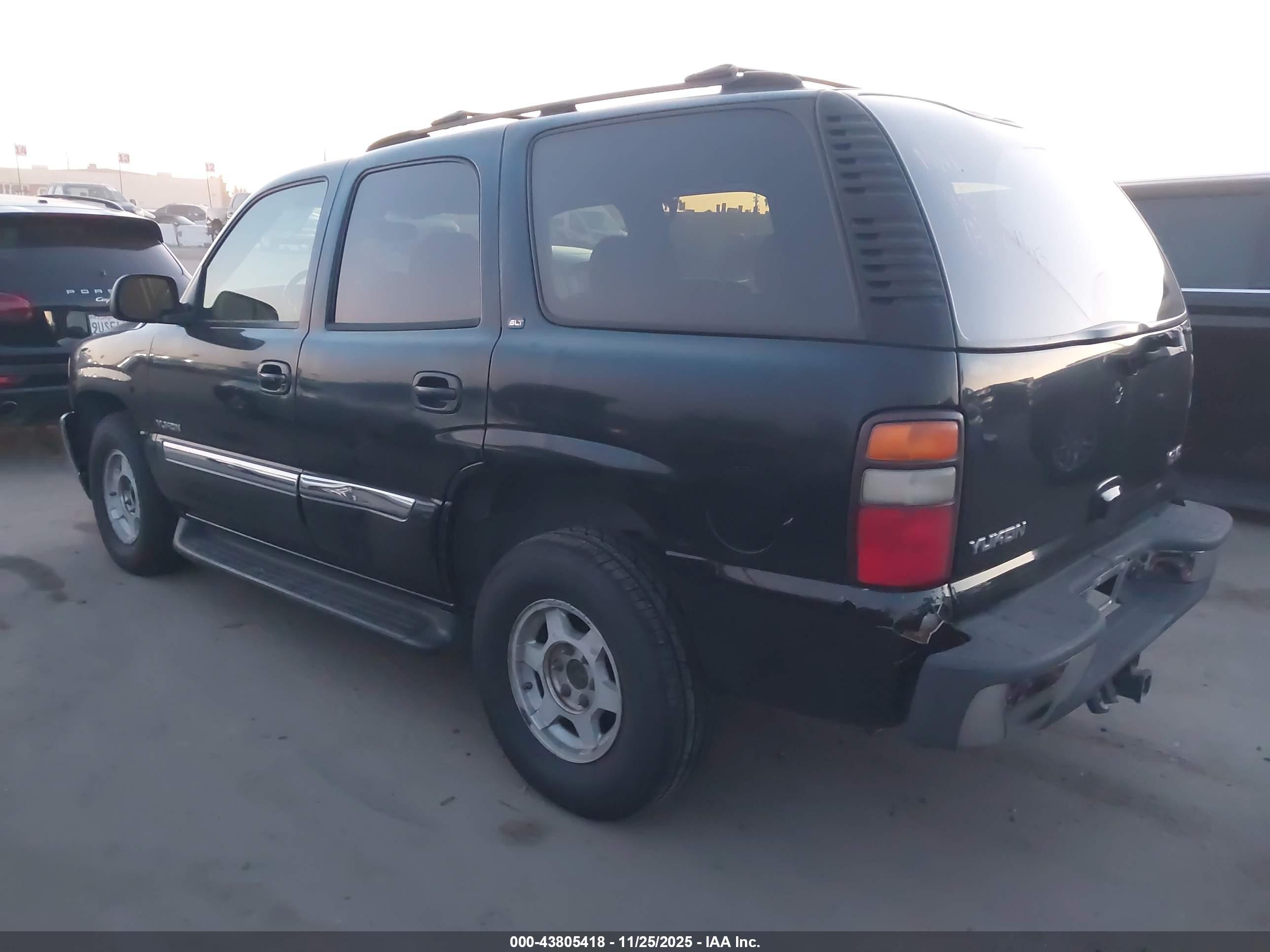 GMC YUKON image 3