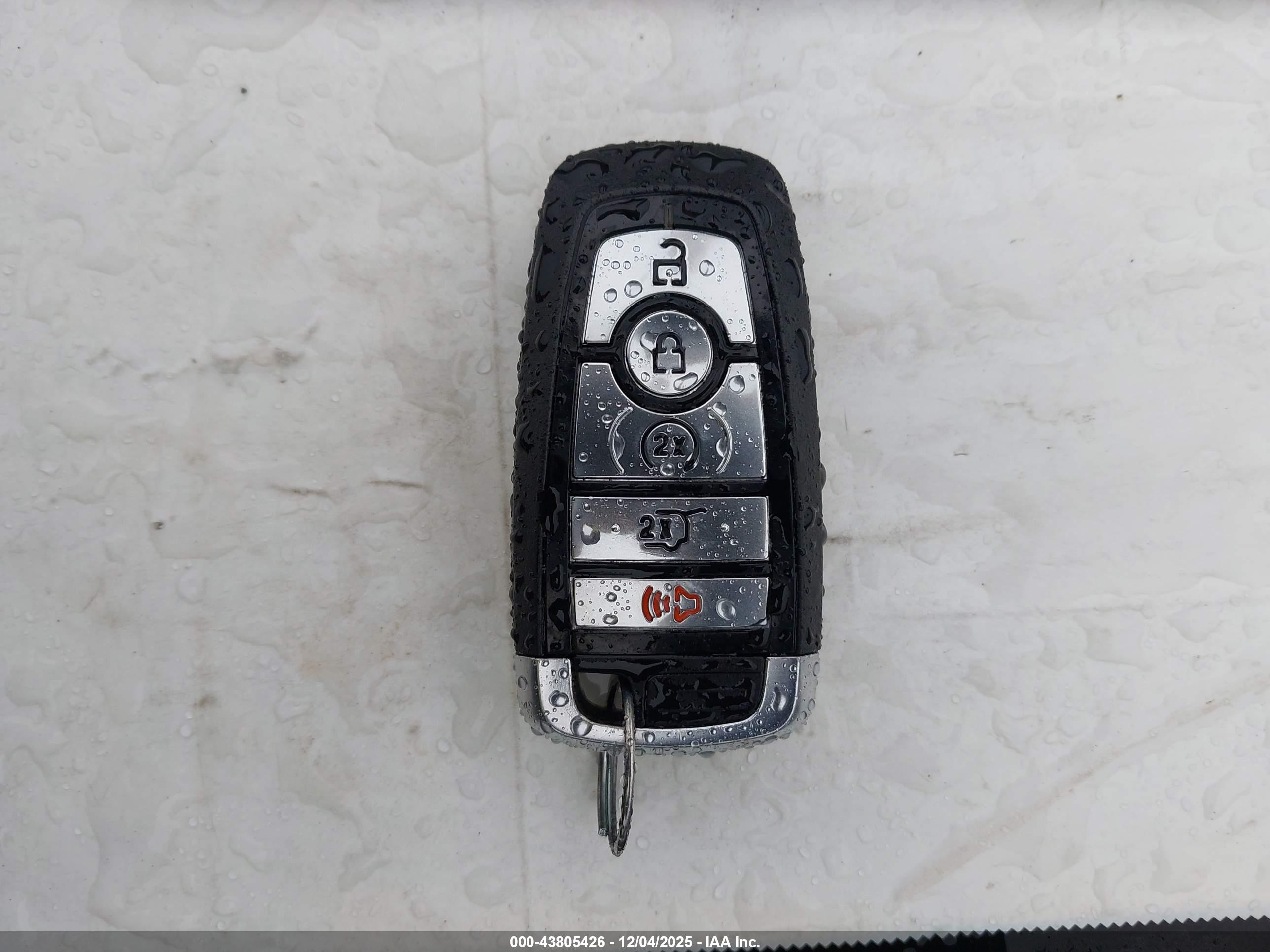 FORD ESCAPE image 11