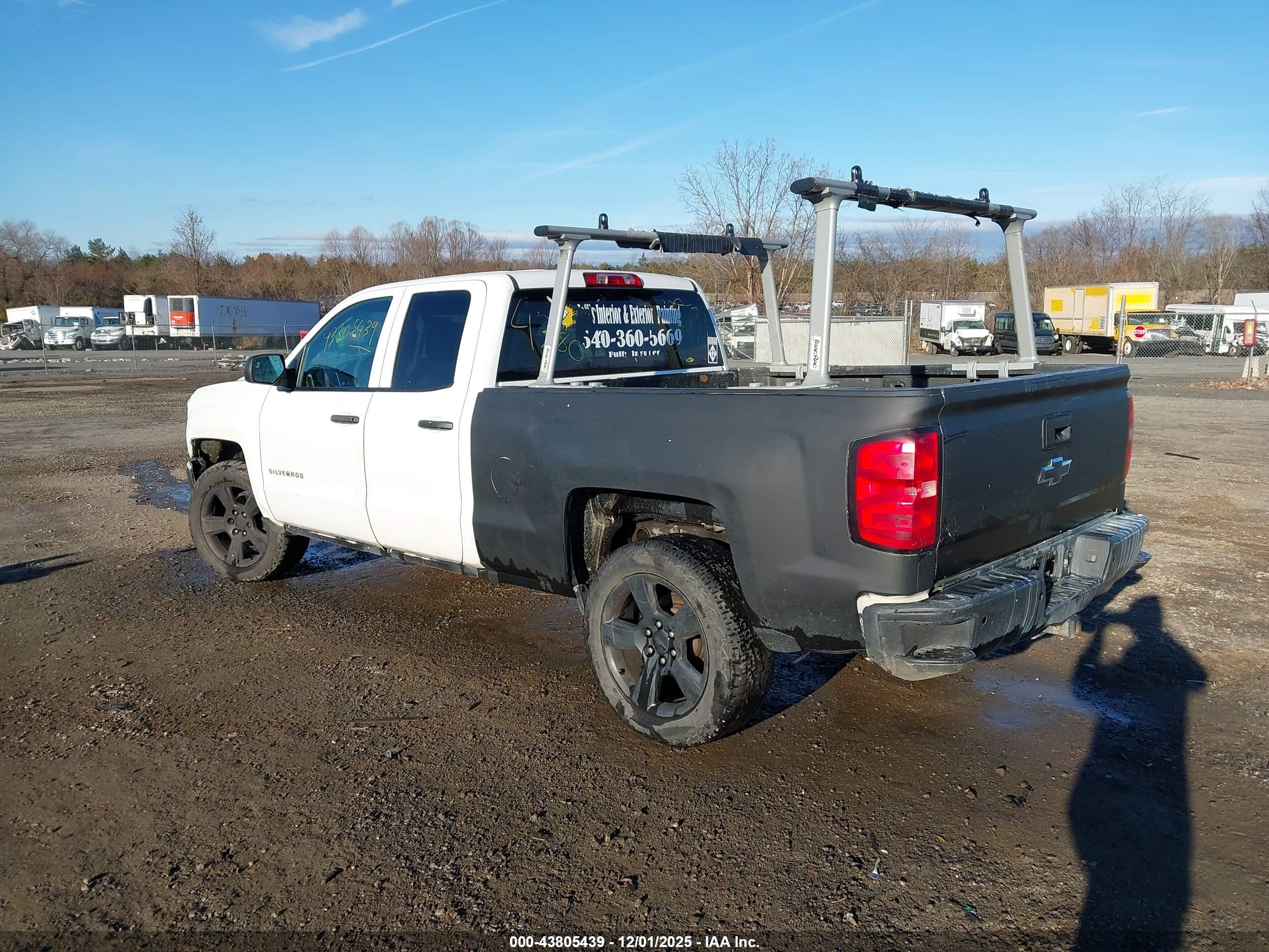 CHEVROLET SILVERADO image 3