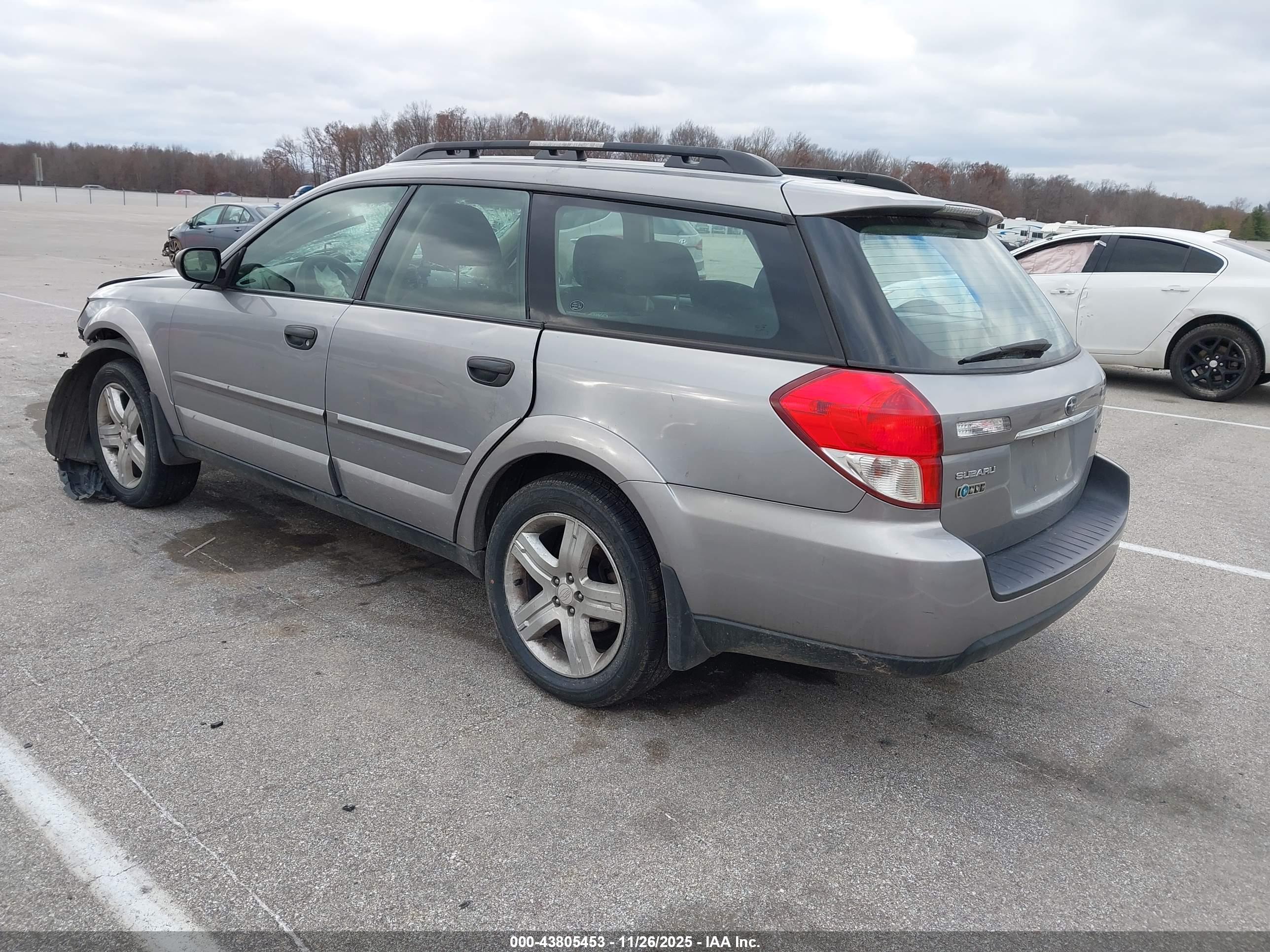 SUBARU OUTBACK image 3