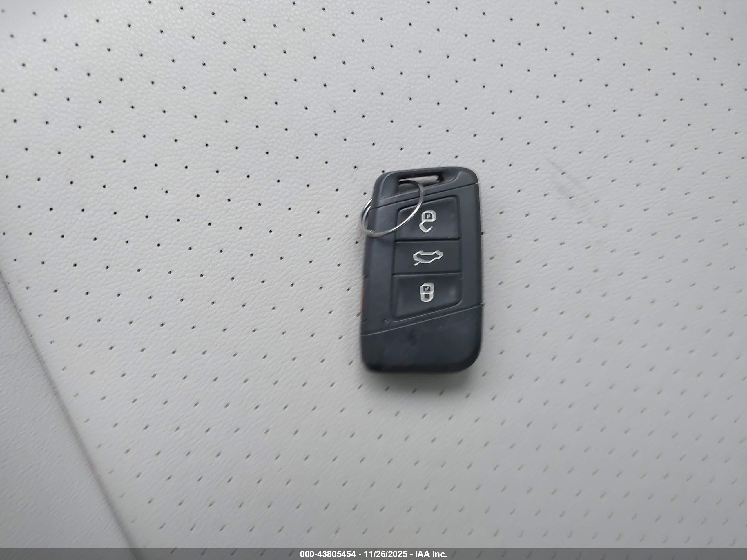 VOLKSWAGEN JETTA image 11