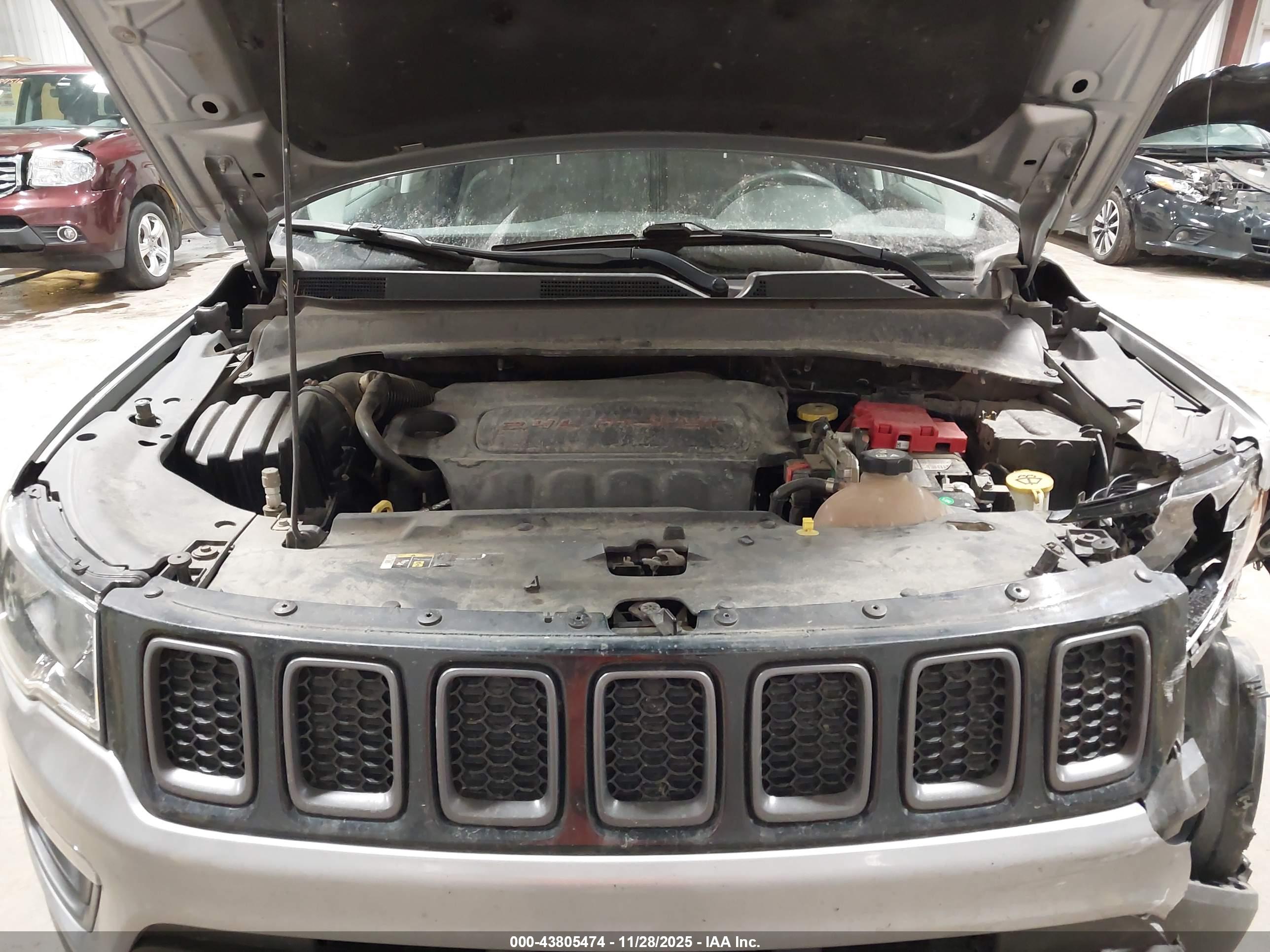 JEEP COMPASS image 10