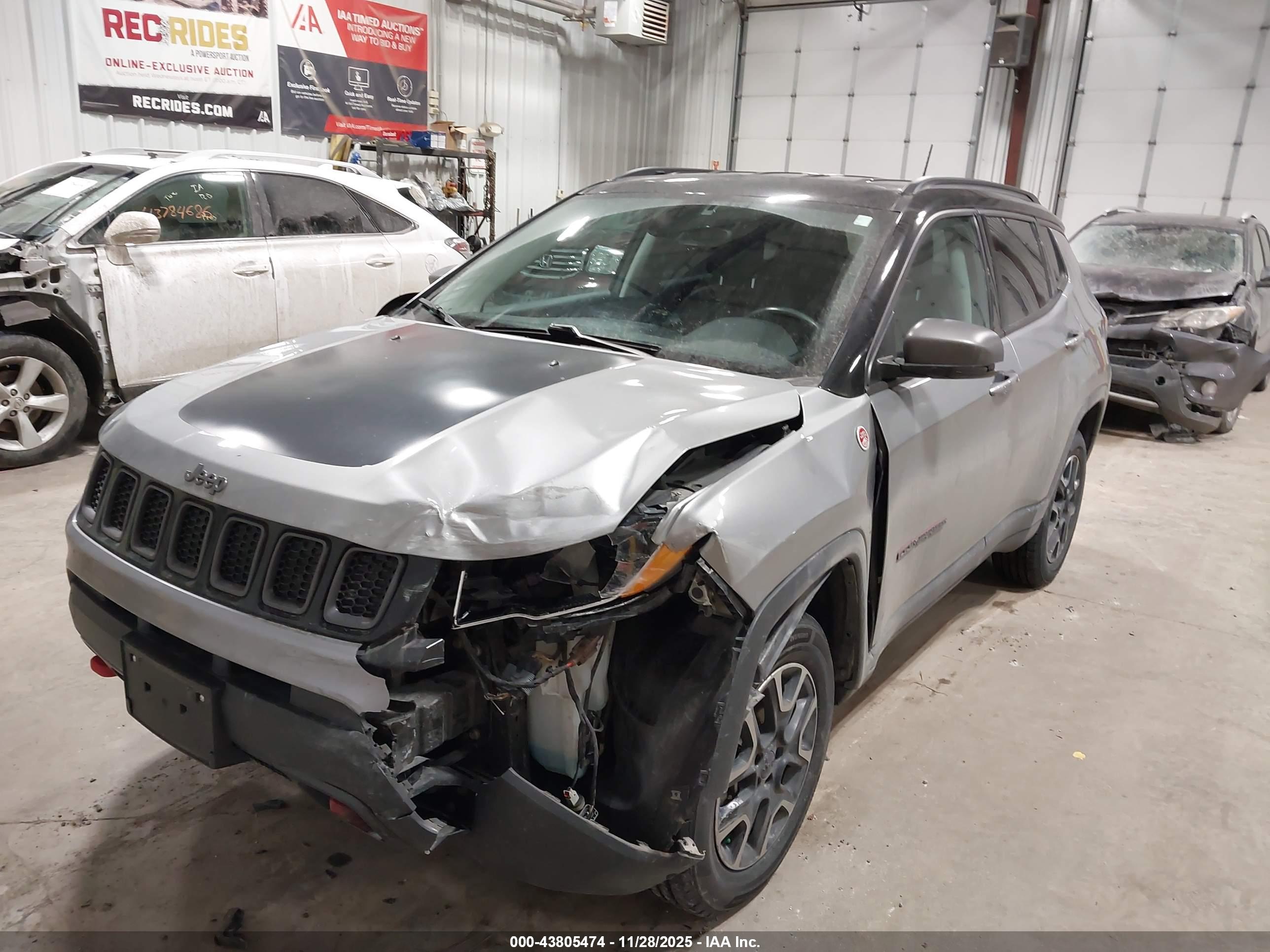 JEEP COMPASS image 2