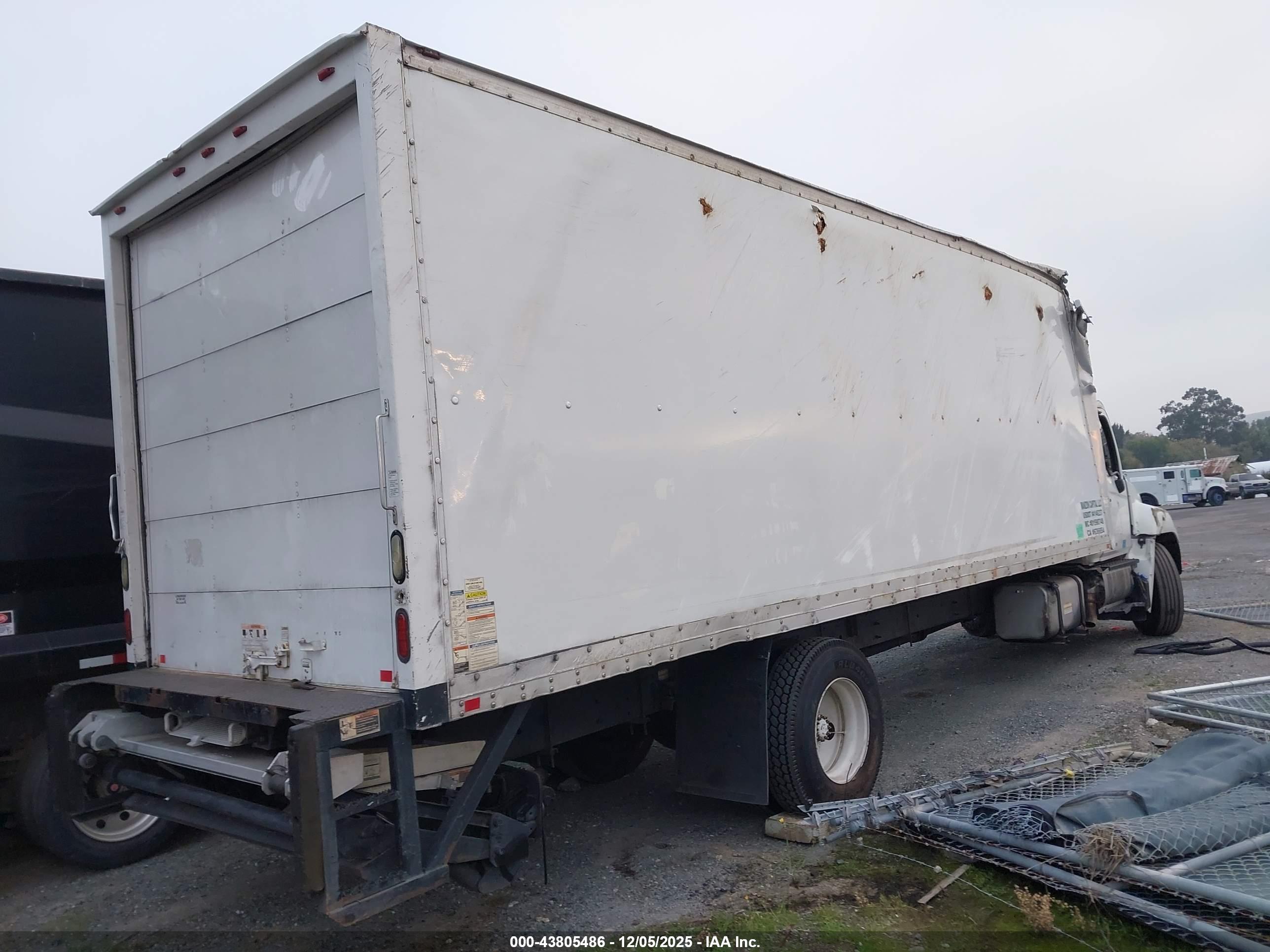HINO 258/268 image 4