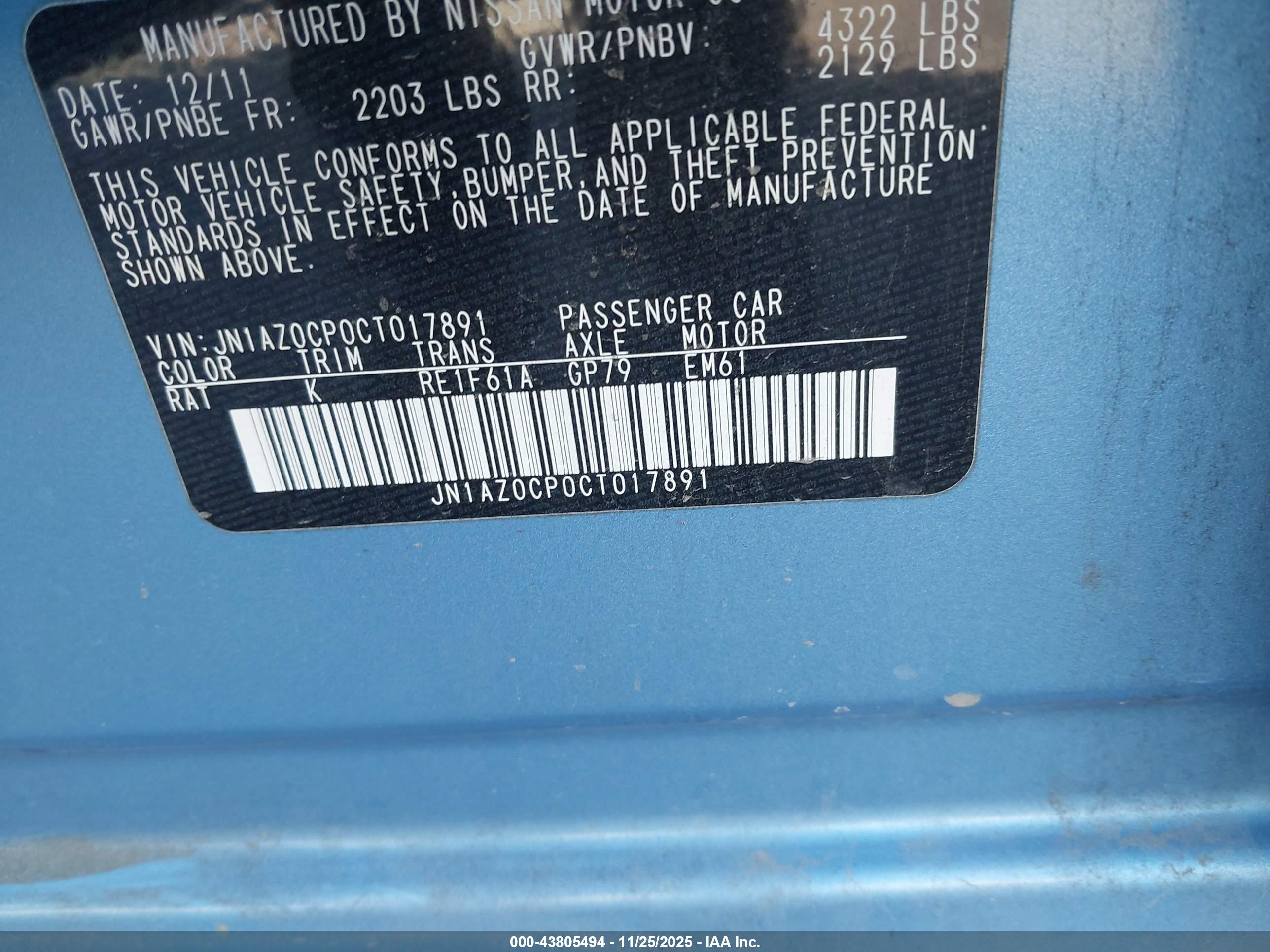 NISSAN LEAF image 9
