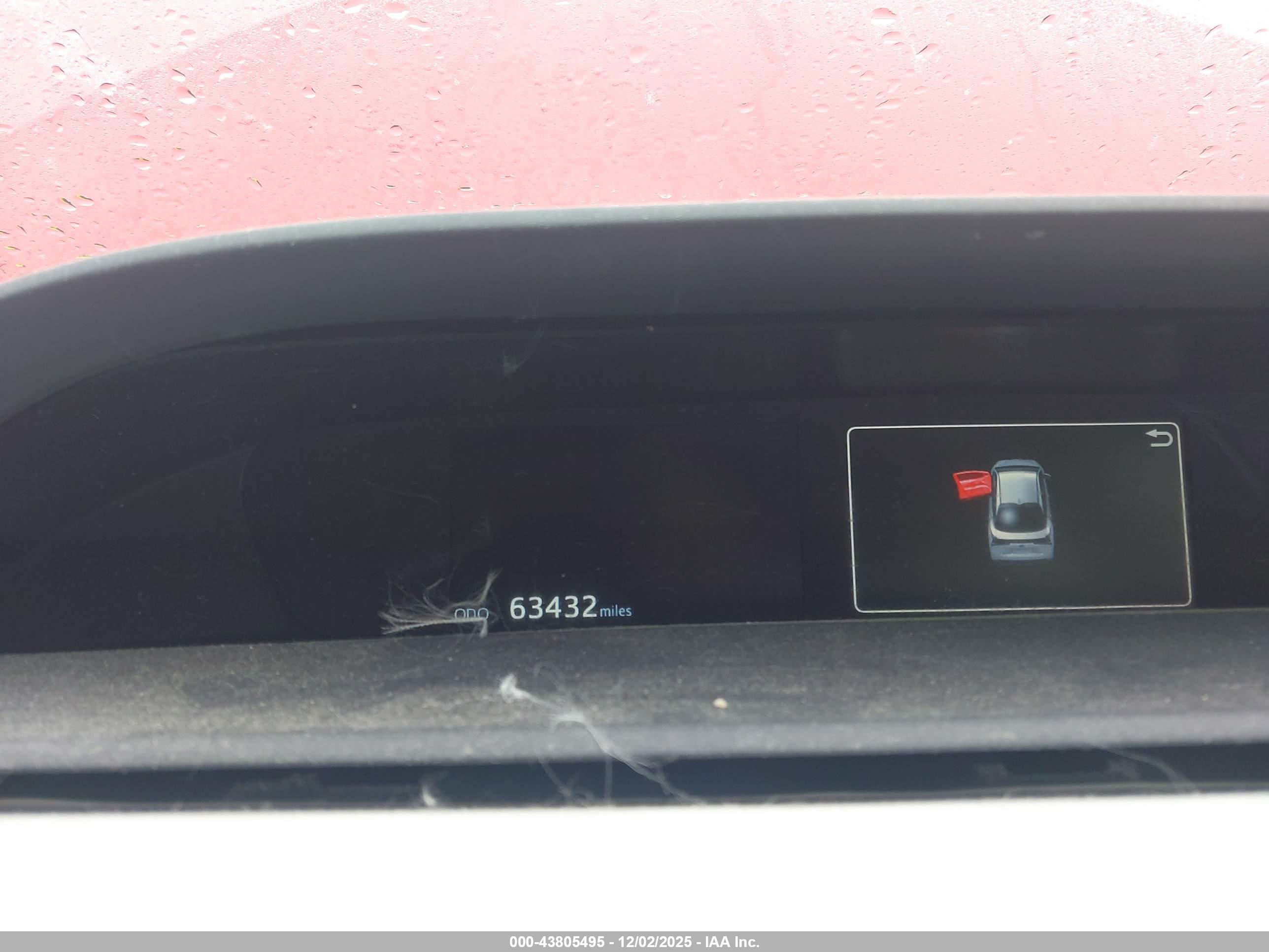 TOYOTA PRIUS image 7