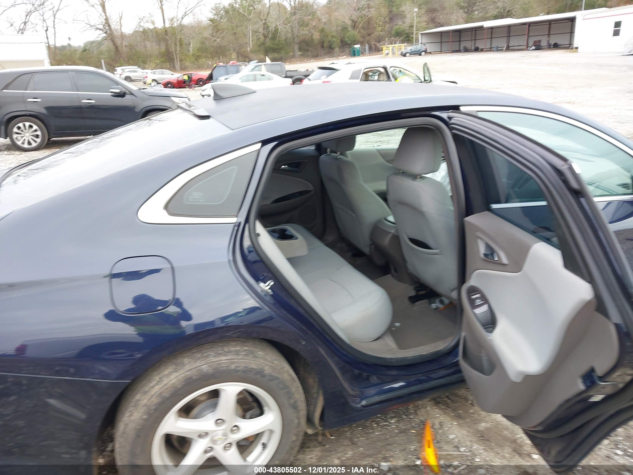 CHEVROLET MALIBU image 8