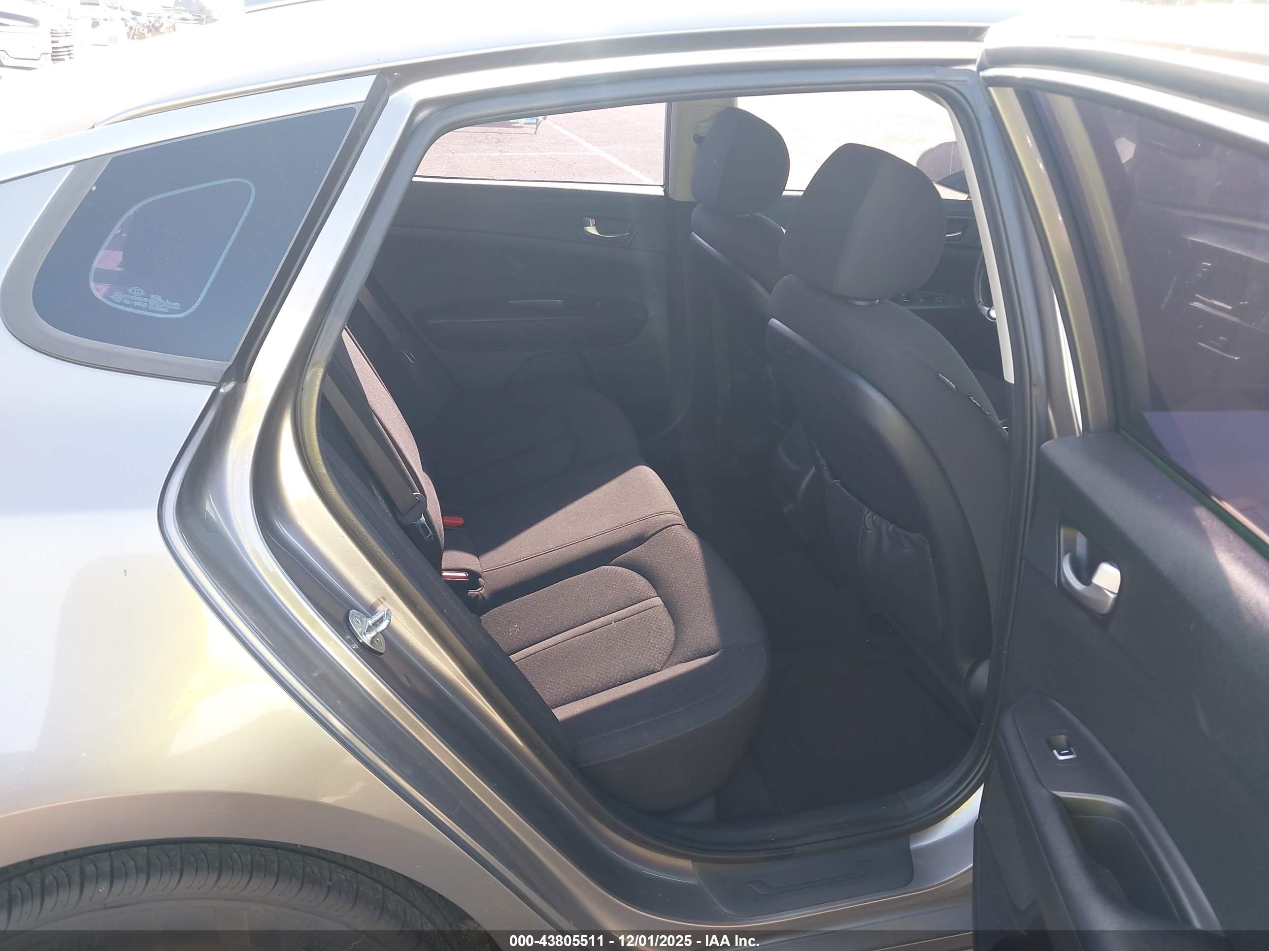 KIA OPTIMA image 8