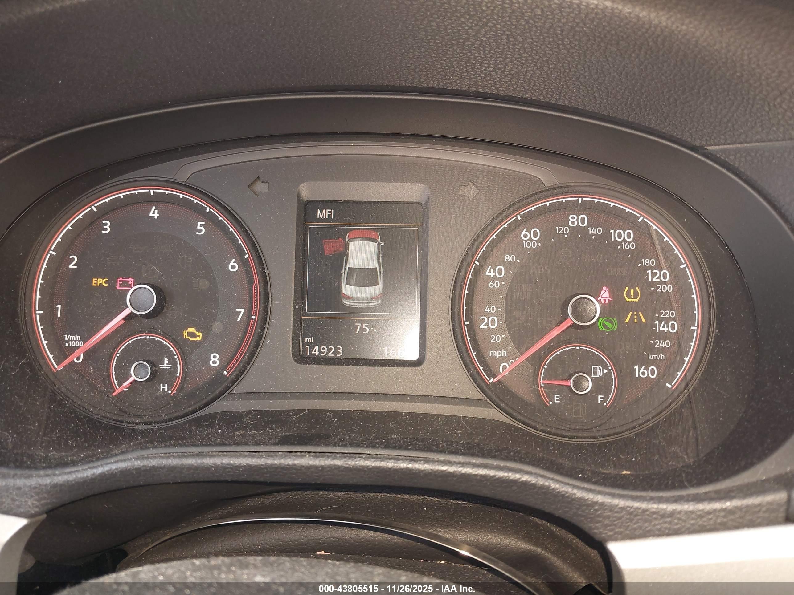 VOLKSWAGEN PASSAT image 7