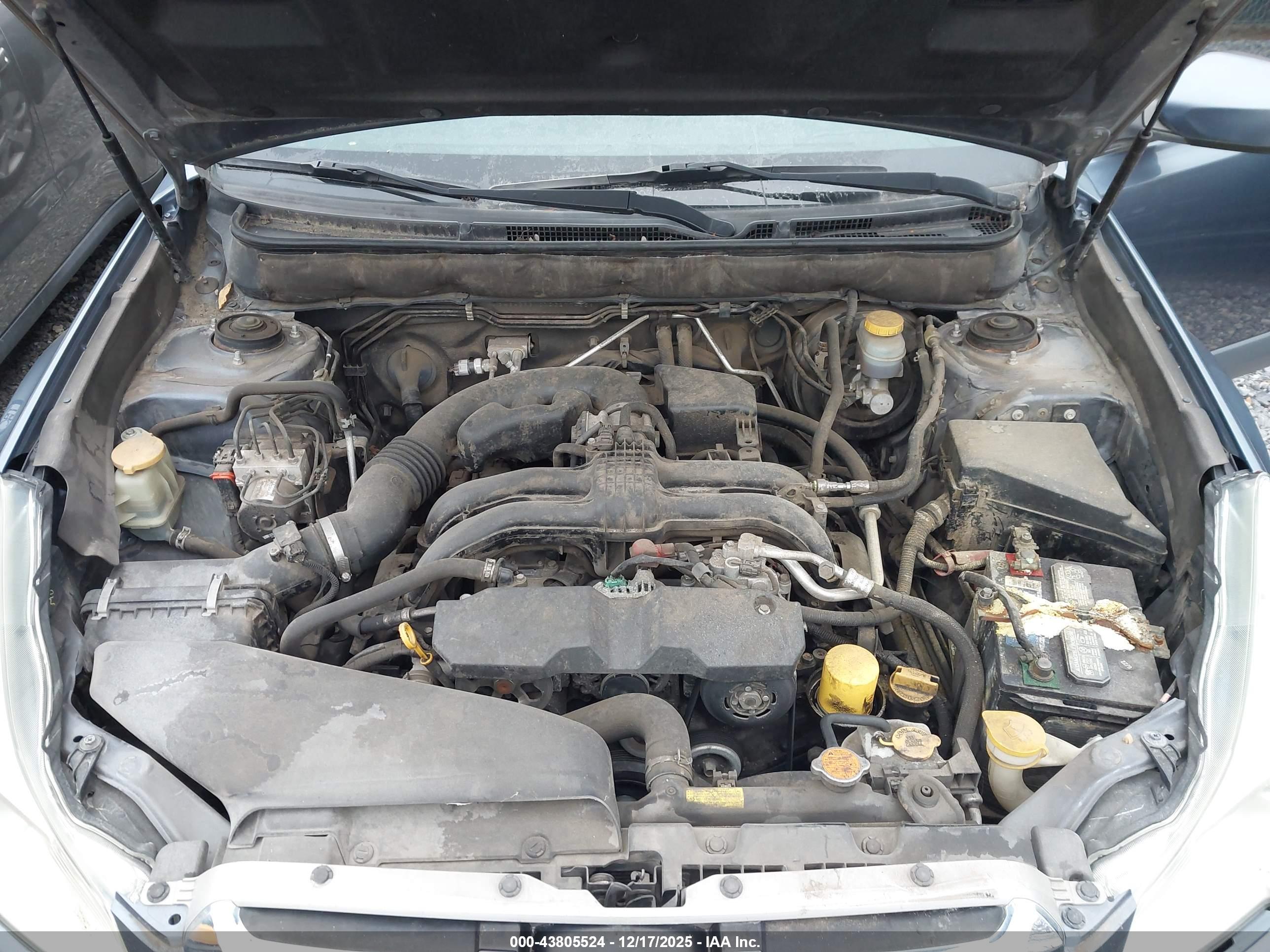 SUBARU OUTBACK image 10